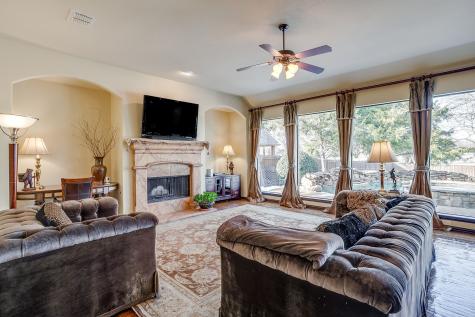 1302 Killian Drive Mansfield TX 76063