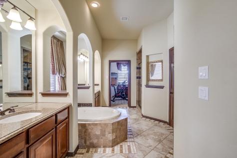1302 Killian Drive Mansfield TX 76063