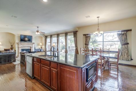 1302 Killian Drive Mansfield TX 76063
