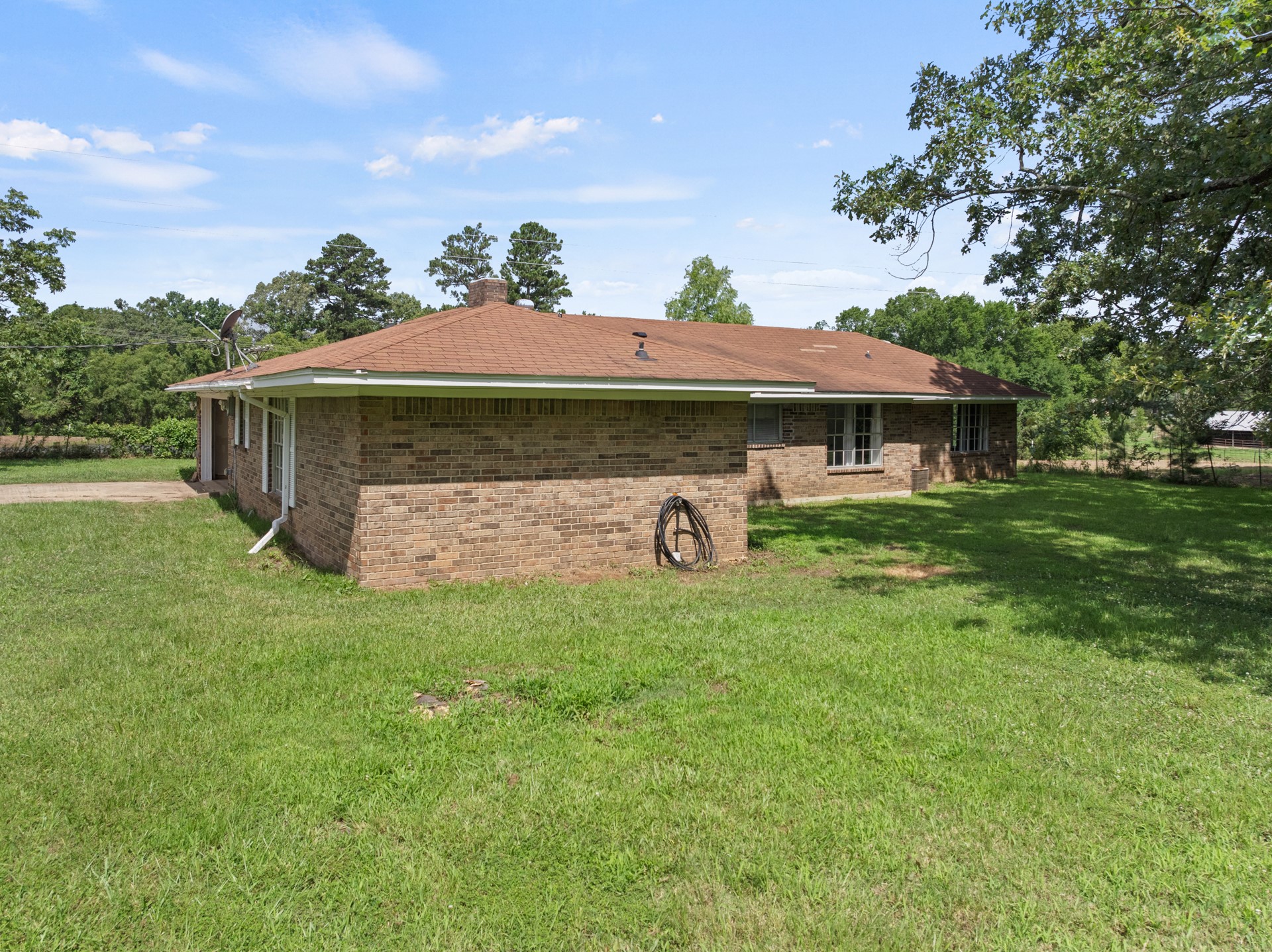 191 Fm 44 E De Kalb TX 75559