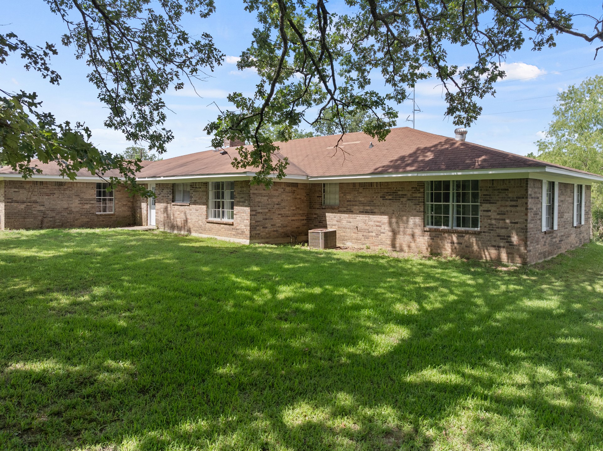 191 Fm 44 E De Kalb TX 75559