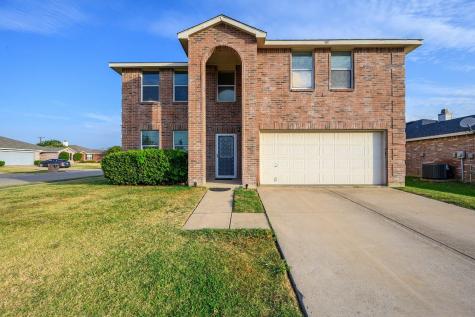 301 Daisy Lane Burleson TX 76028