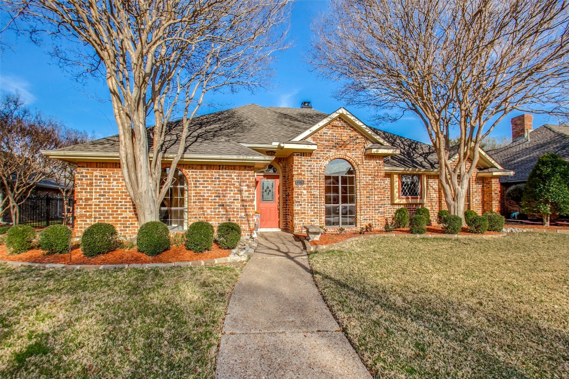 2106 Diamond Oaks Drive Garland TX 75044