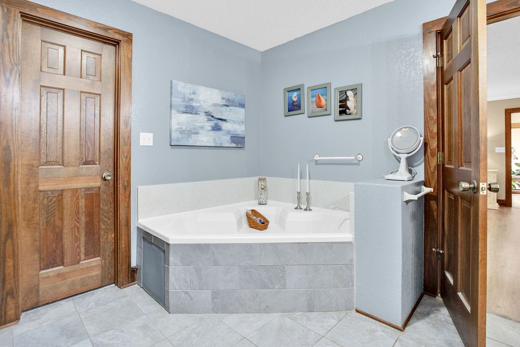 1363 Bridle Path Lane Hideaway TX 75771