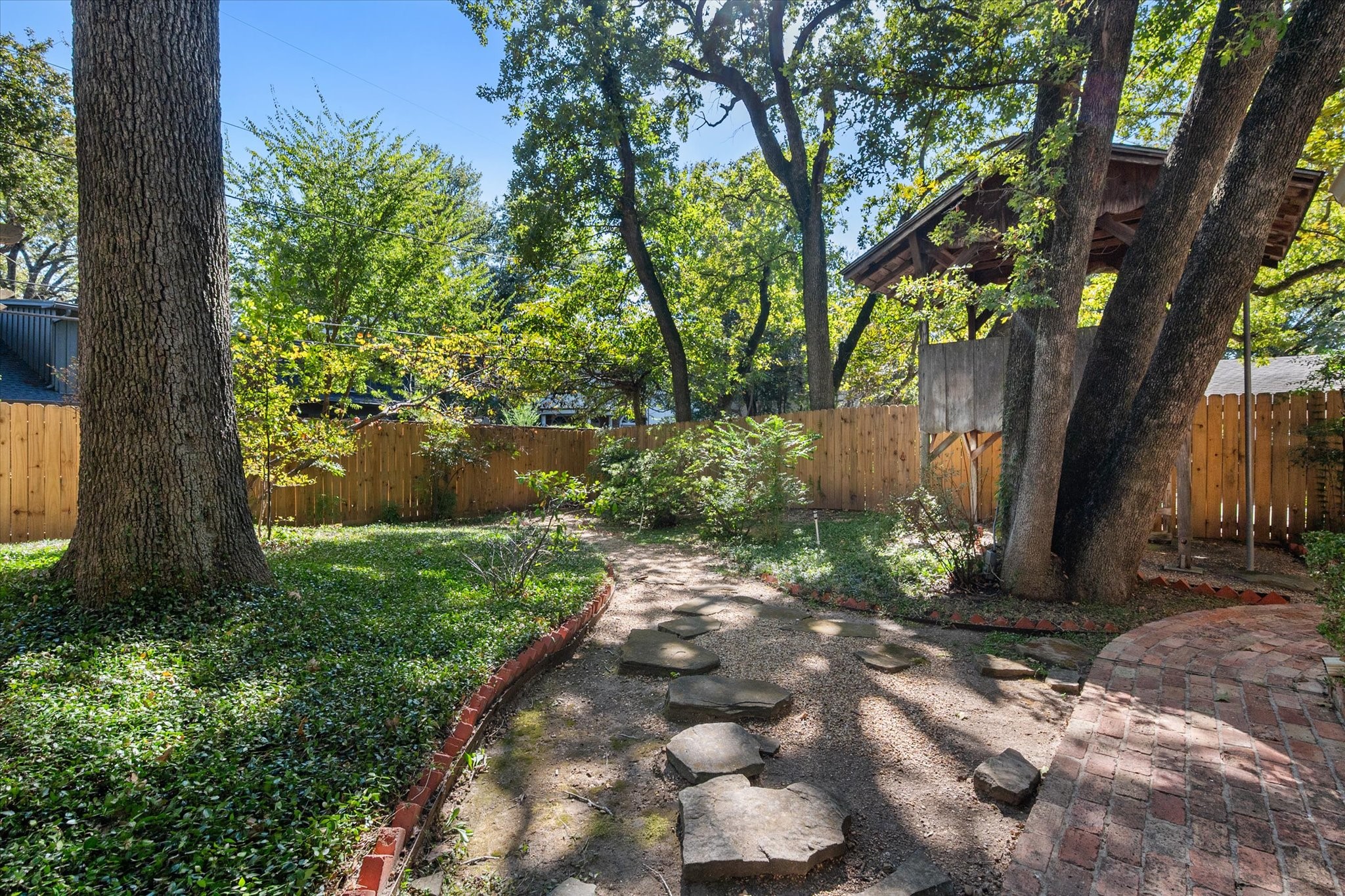 1009 Dobbins Road Corsicana TX 75110