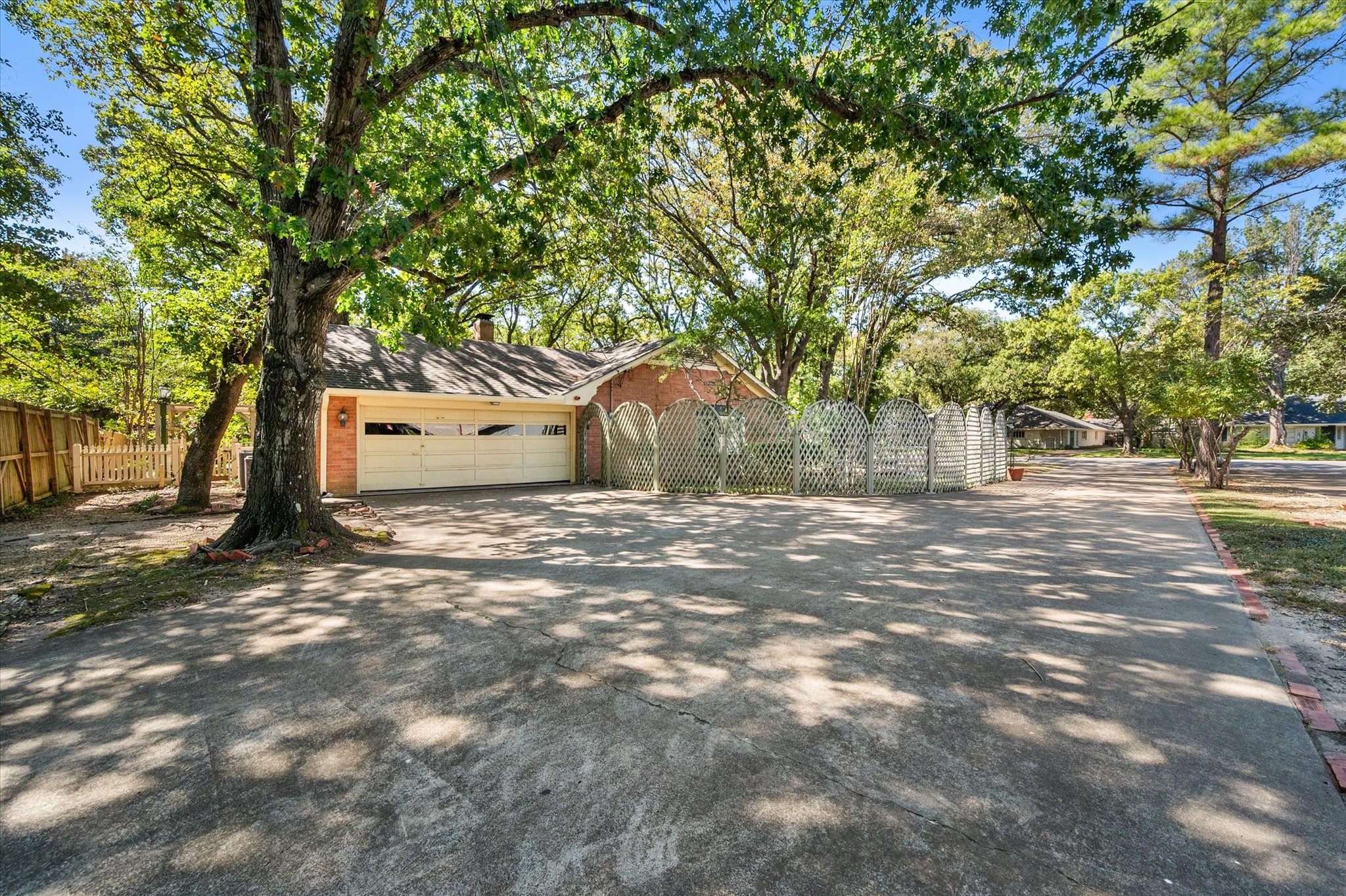 1009 Dobbins Road Corsicana TX 75110