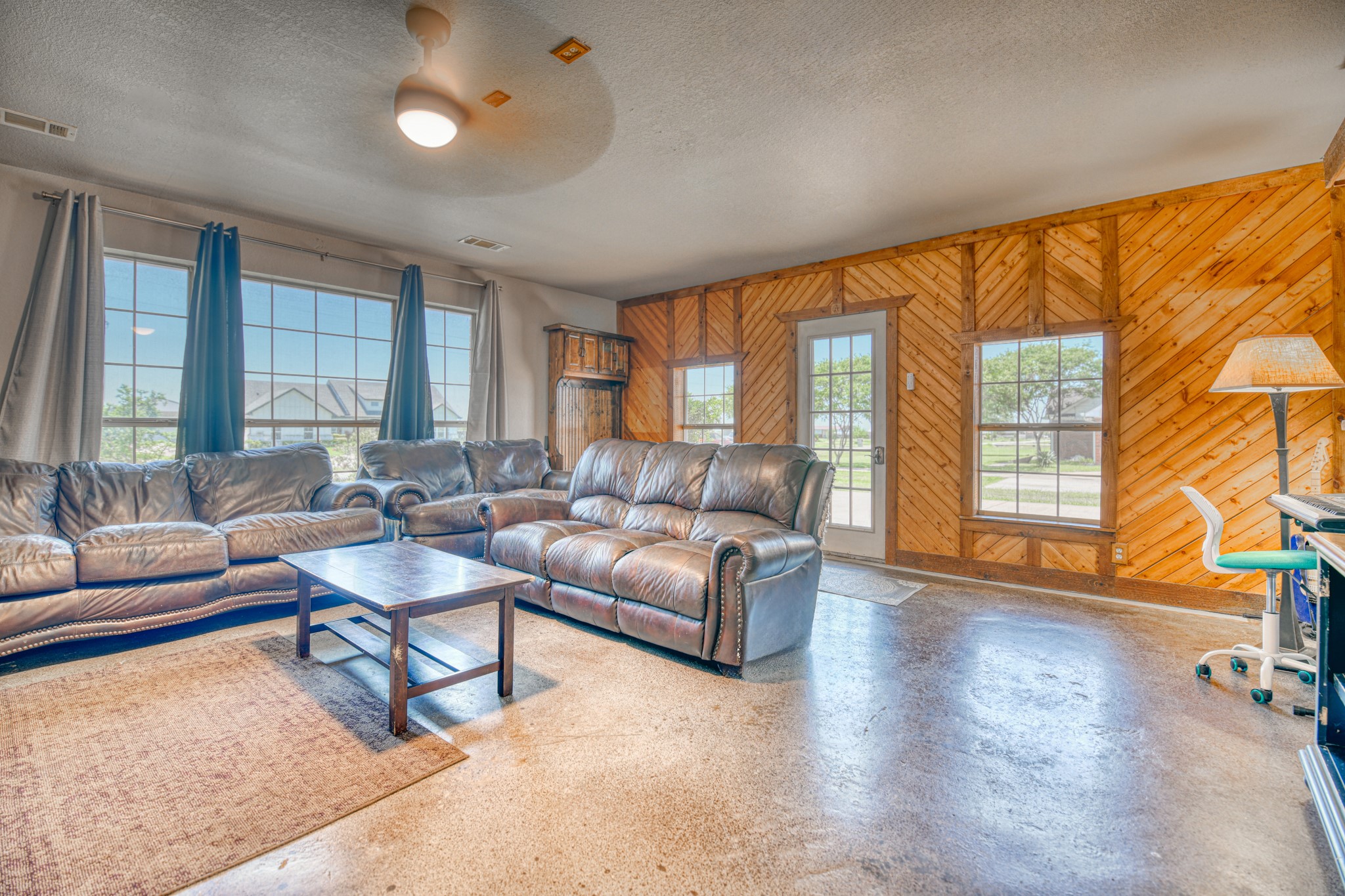 8932 County Road 4116 Kaufman TX 75142