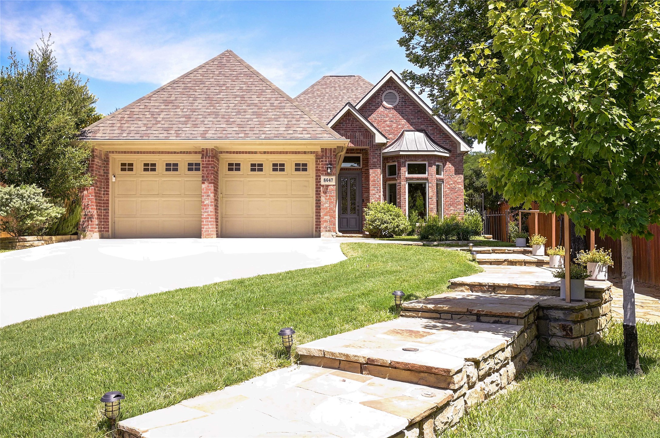 8647 Cherry Hill Drive Dallas TX 75243