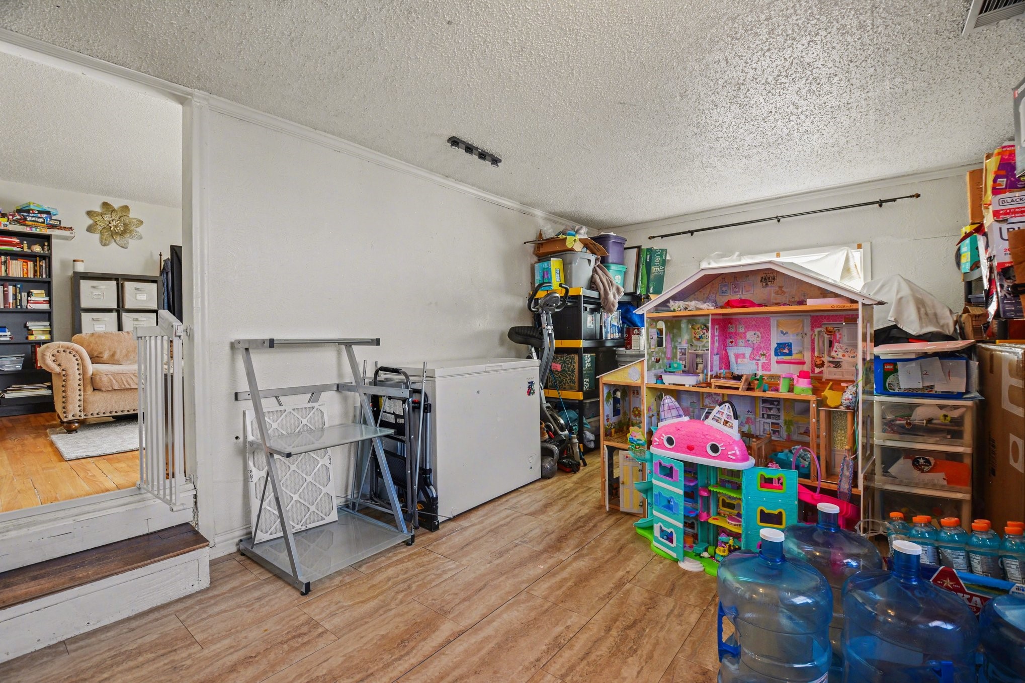 2144 Skillman Drive Garland TX 75041