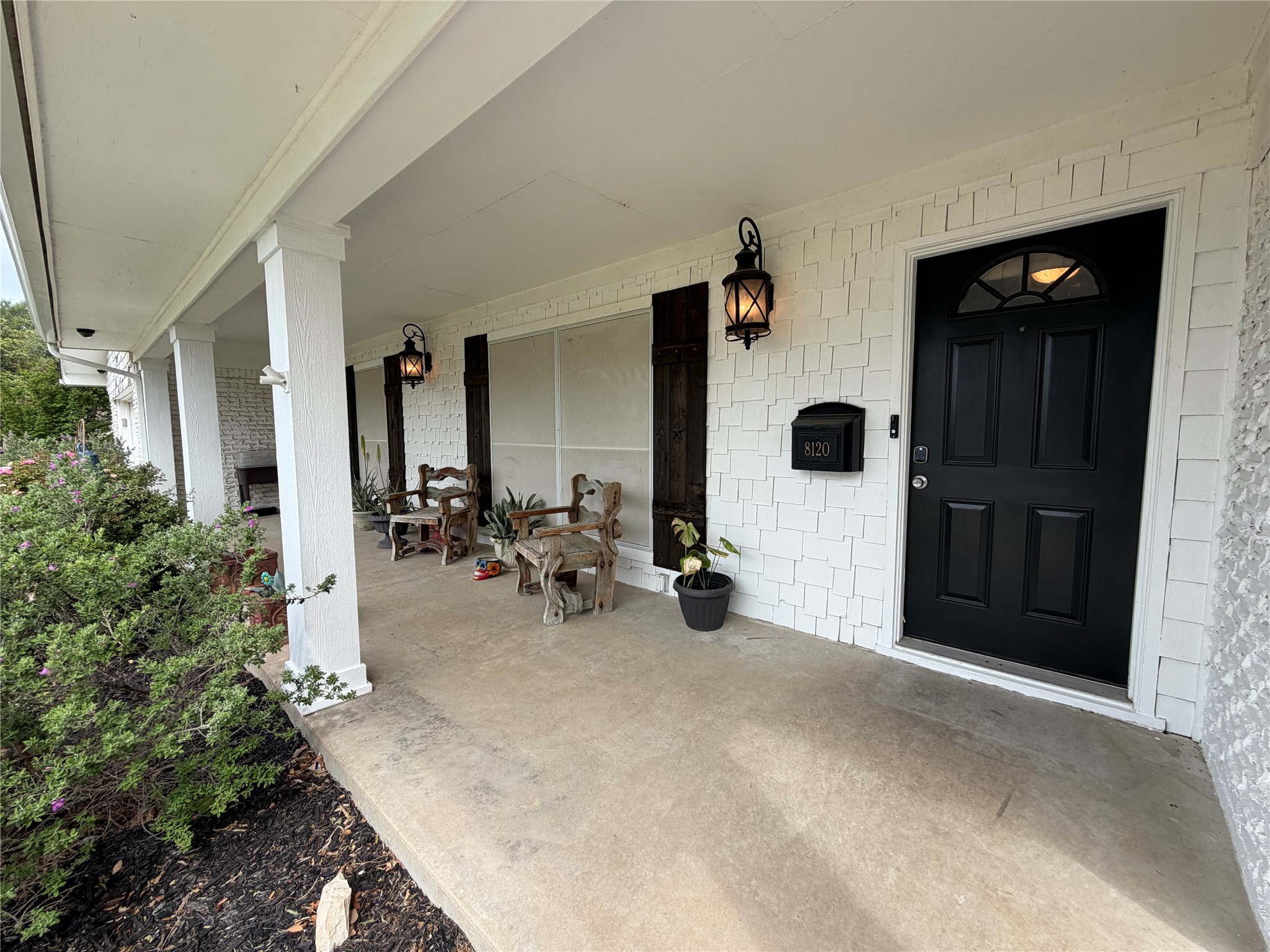 8120 Bangor Drive Benbrook TX 76116