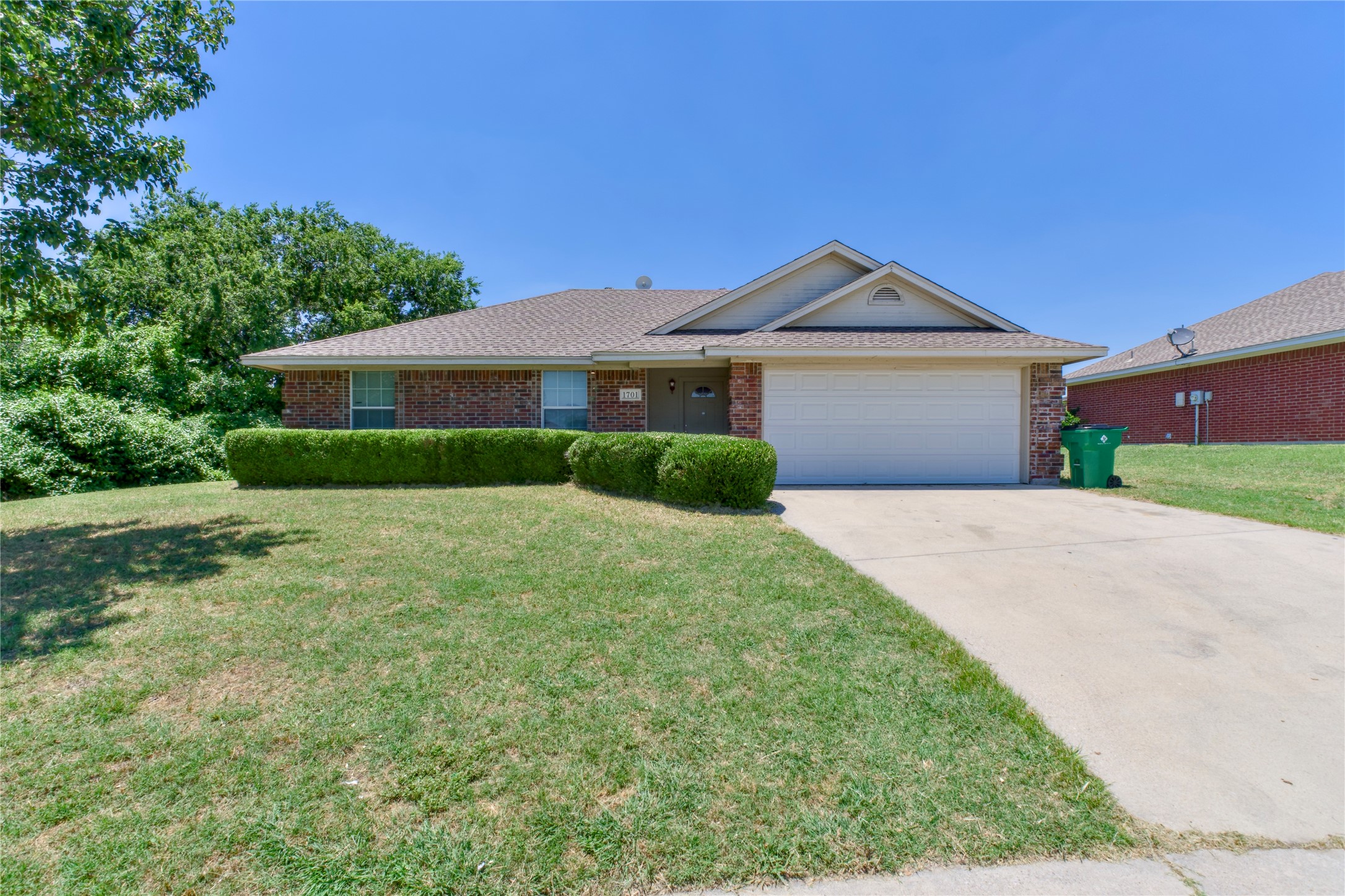 1701 N Cates Street Decatur TX 76234