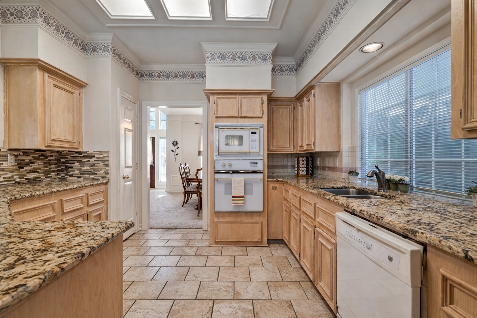 1121 Lakestream Drive Plano TX 75075