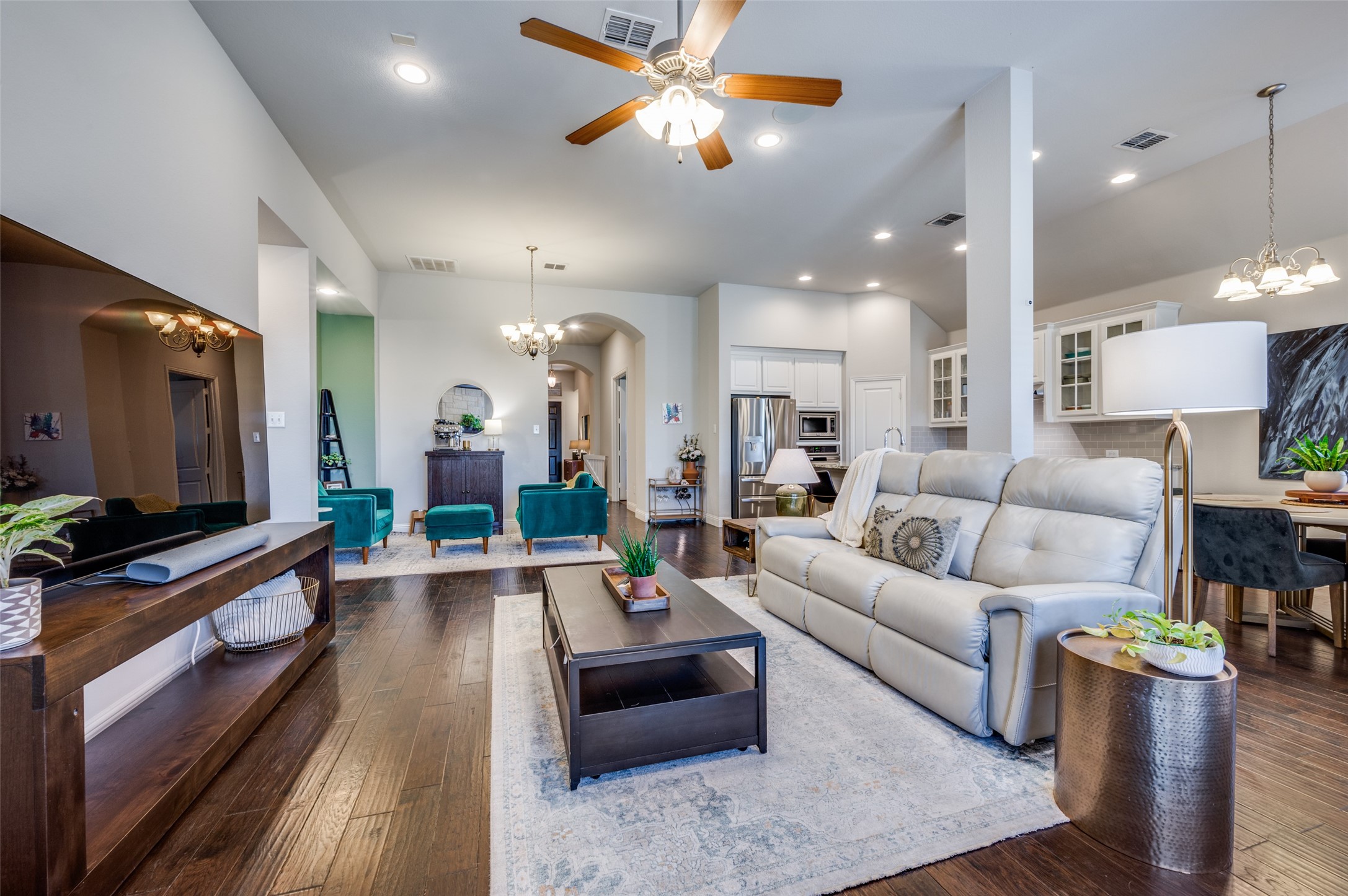 1101 Bryce Canyon Celina TX 75009
