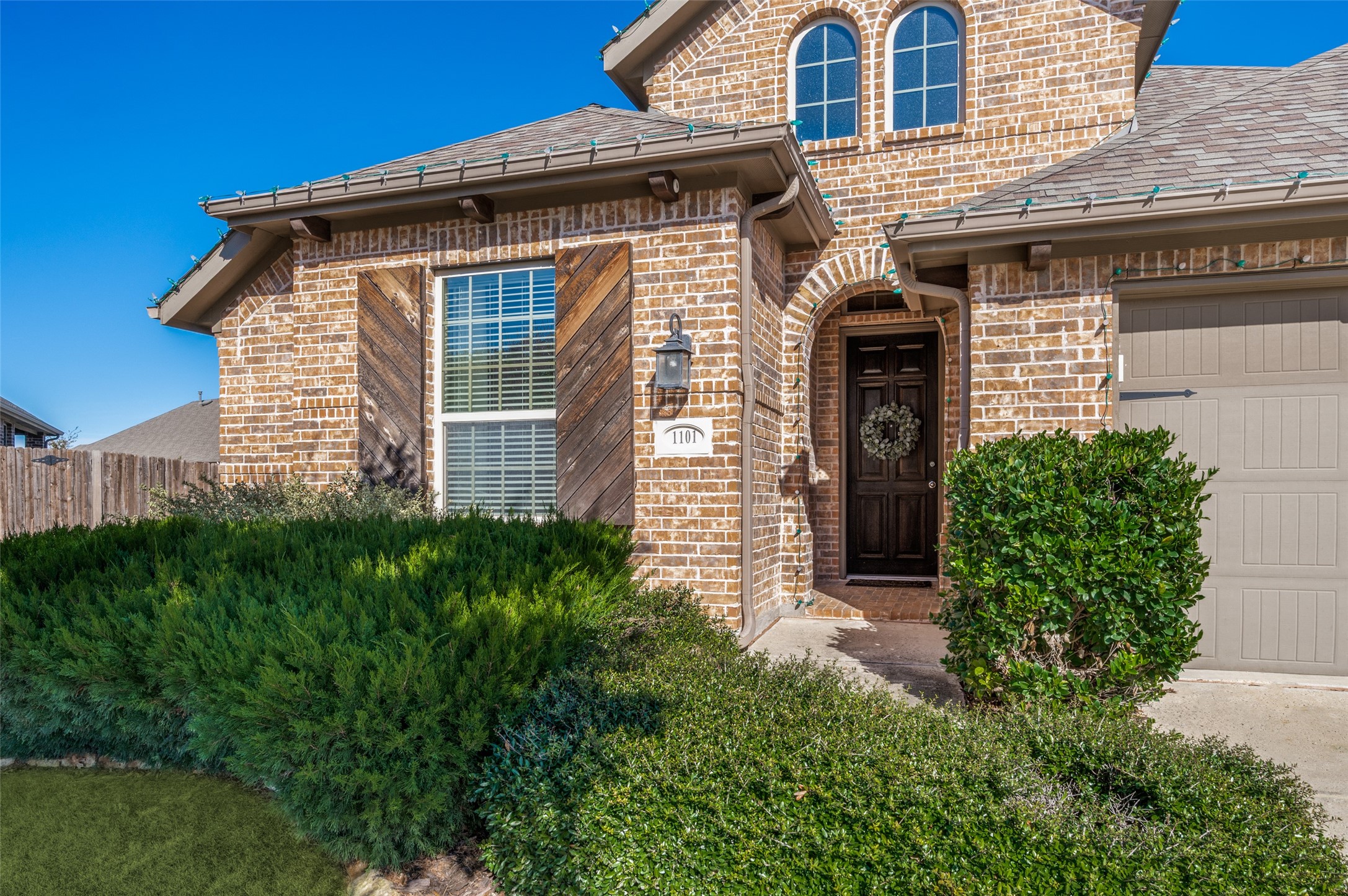 1101 Bryce Canyon Celina TX 75009