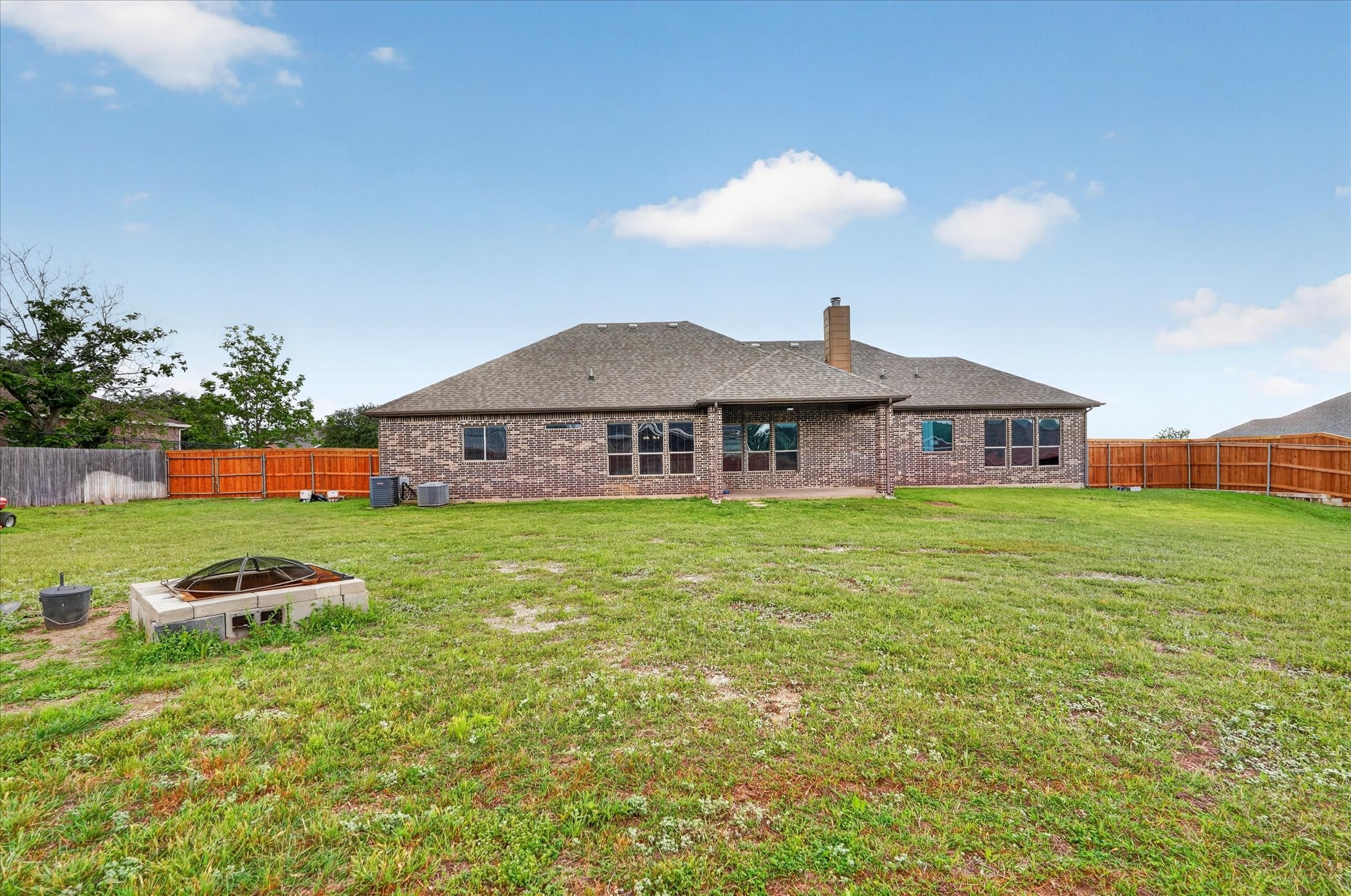 1741 Pine Drive Midlothian TX 76065