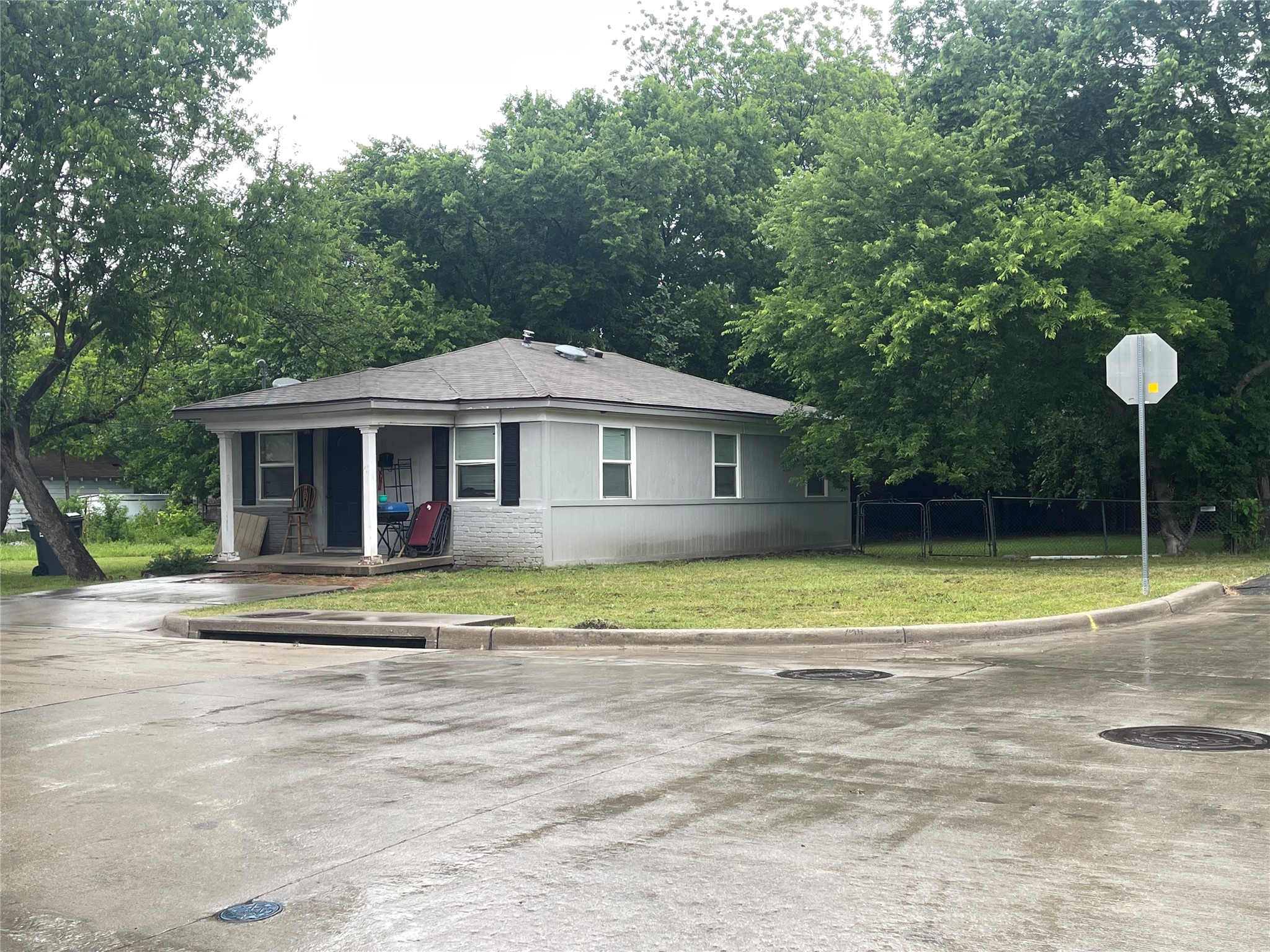 1012 Oak Street Mckinney TX 75069