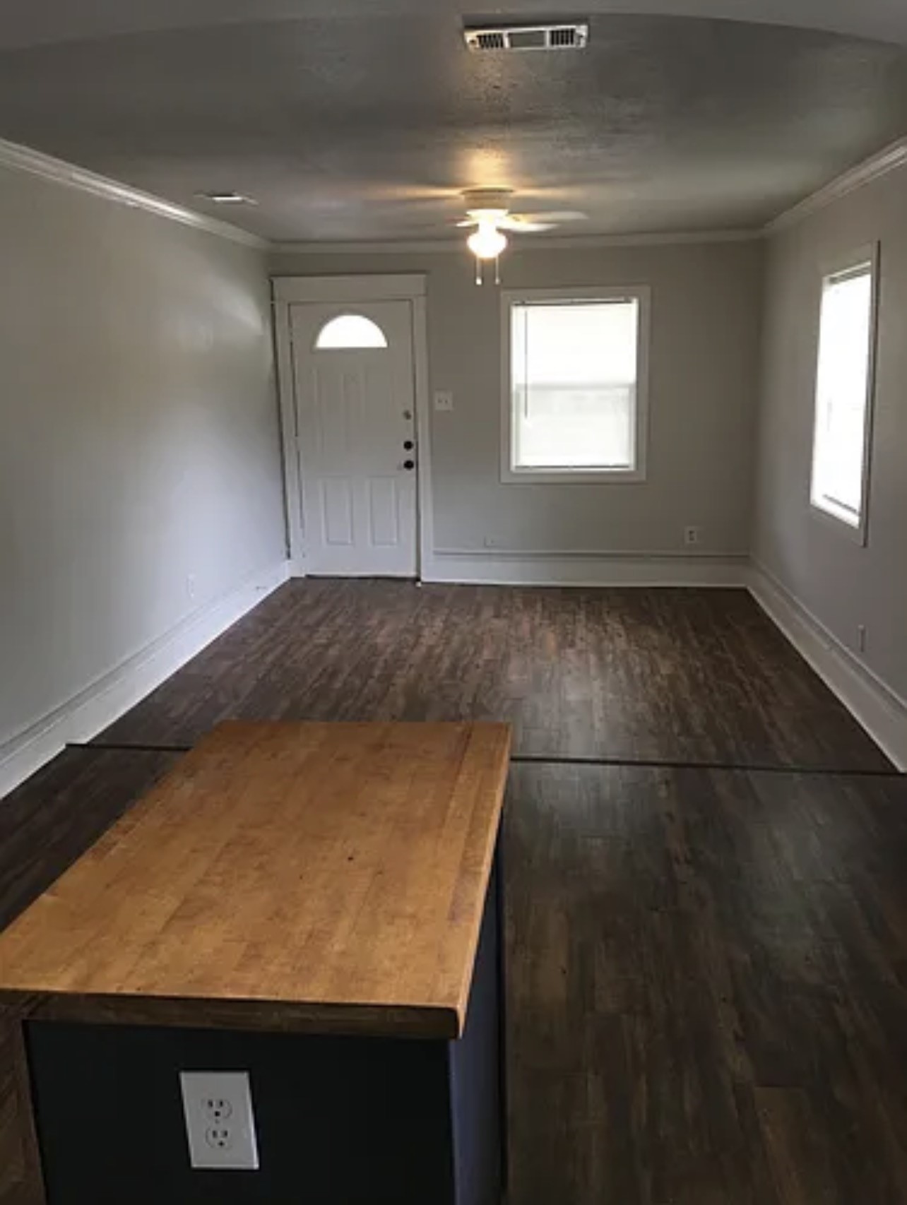 1012 Oak Street Mckinney TX 75069