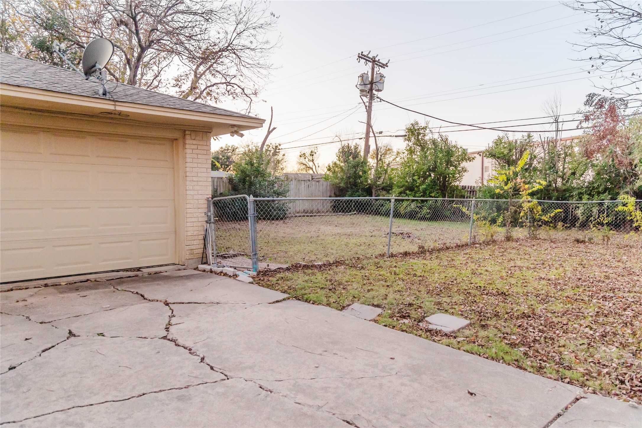 317 Willow Wood Lane Desoto TX 75115