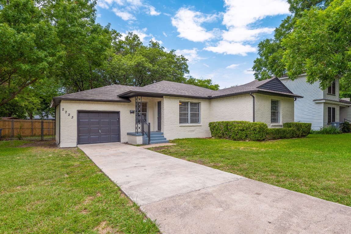 2723 Mayhew Drive Dallas TX 75228