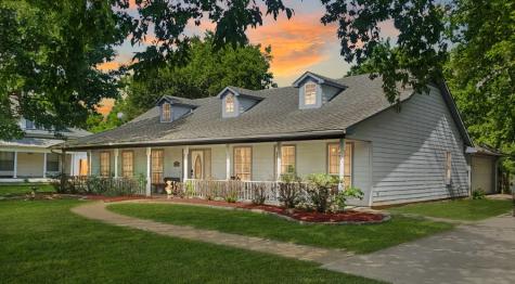 303 S Pearl Street Trenton TX 75490