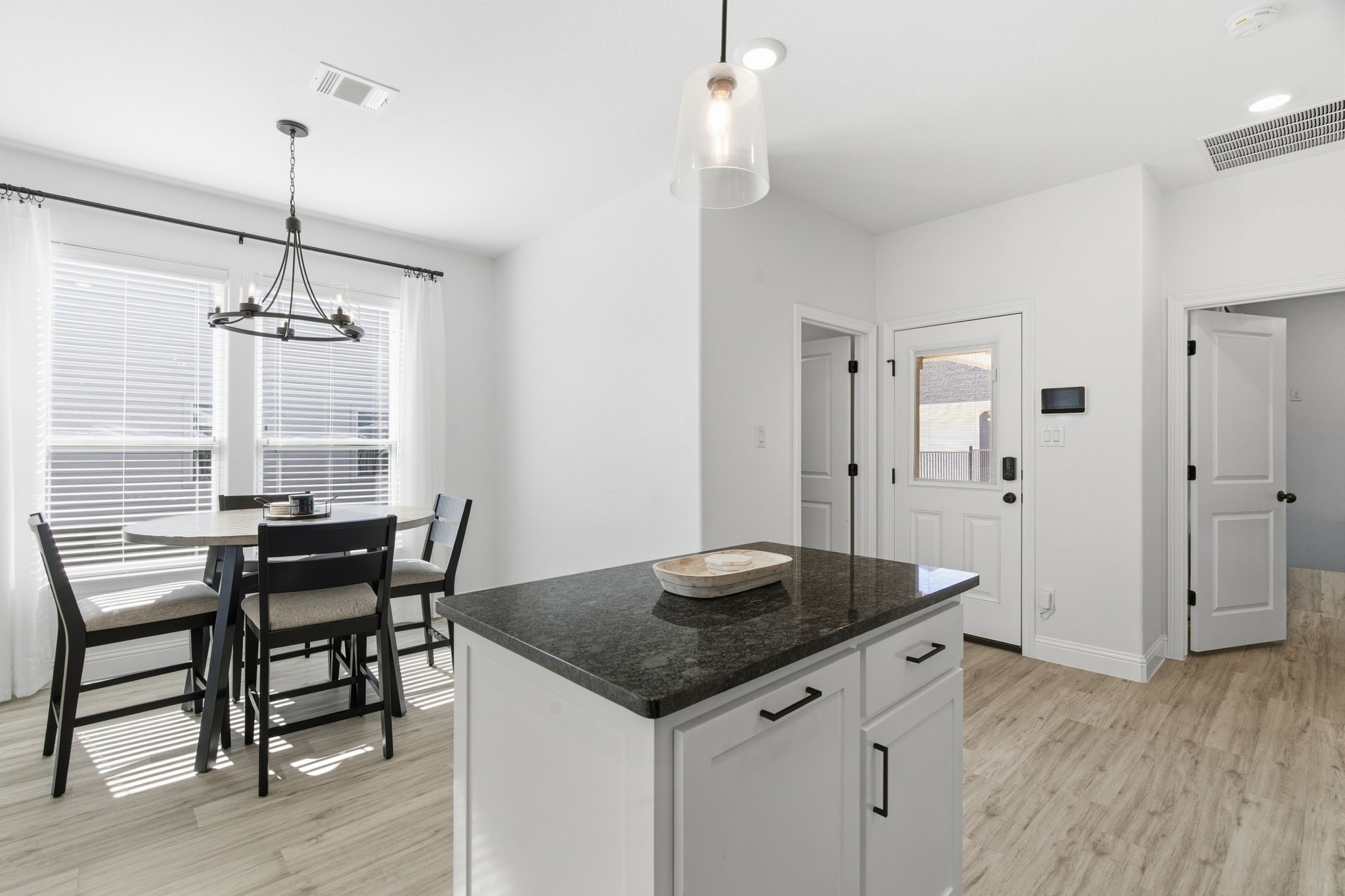 649 Charlotte Lane Burleson TX 76028