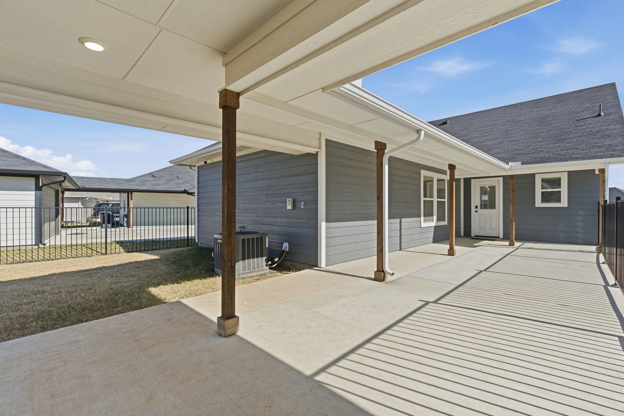 649 Charlotte Lane Burleson TX 76028