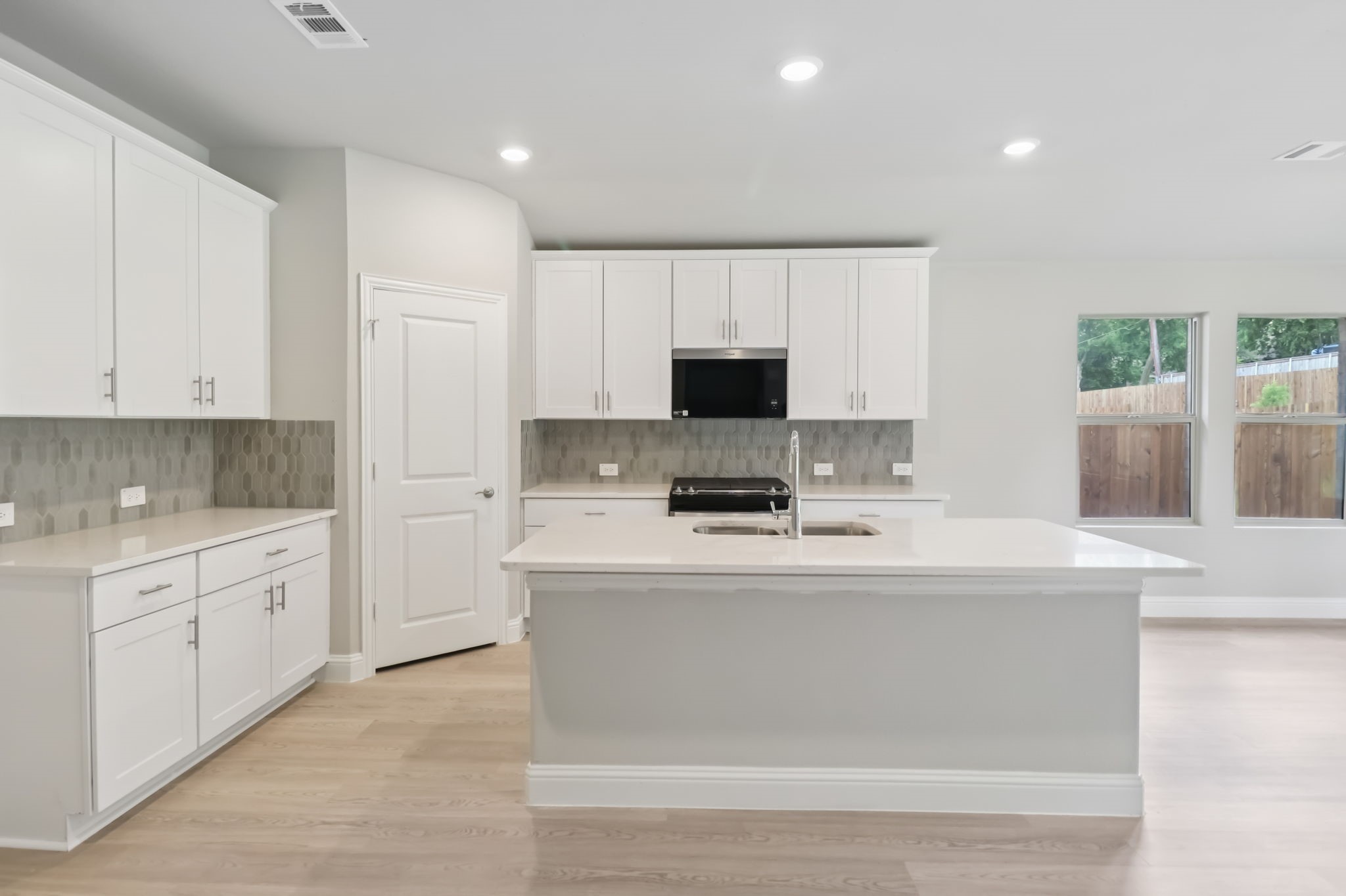 510 Castle Road Sherman TX 75092