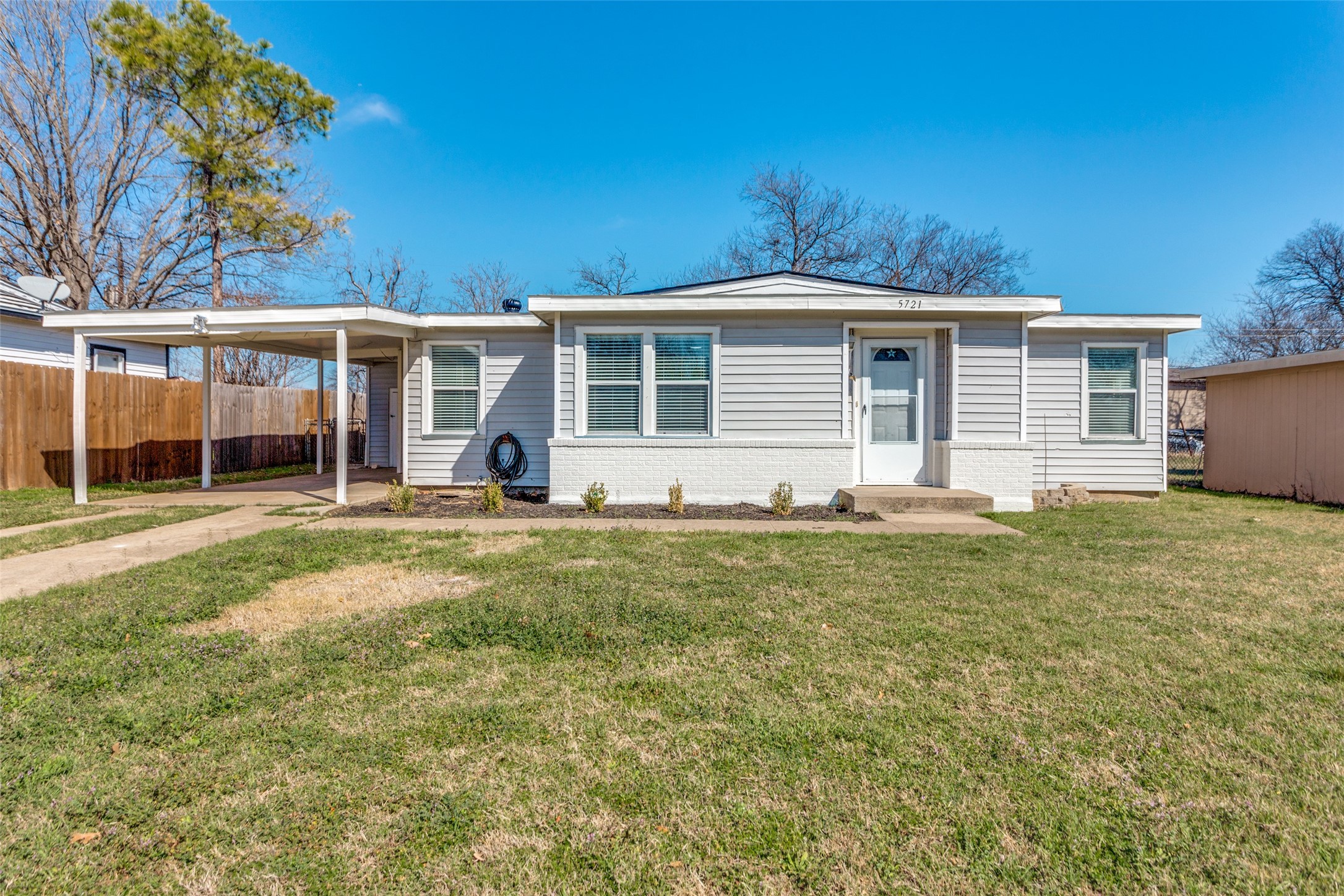 5721 Lenore Street Fort Worth TX 76134