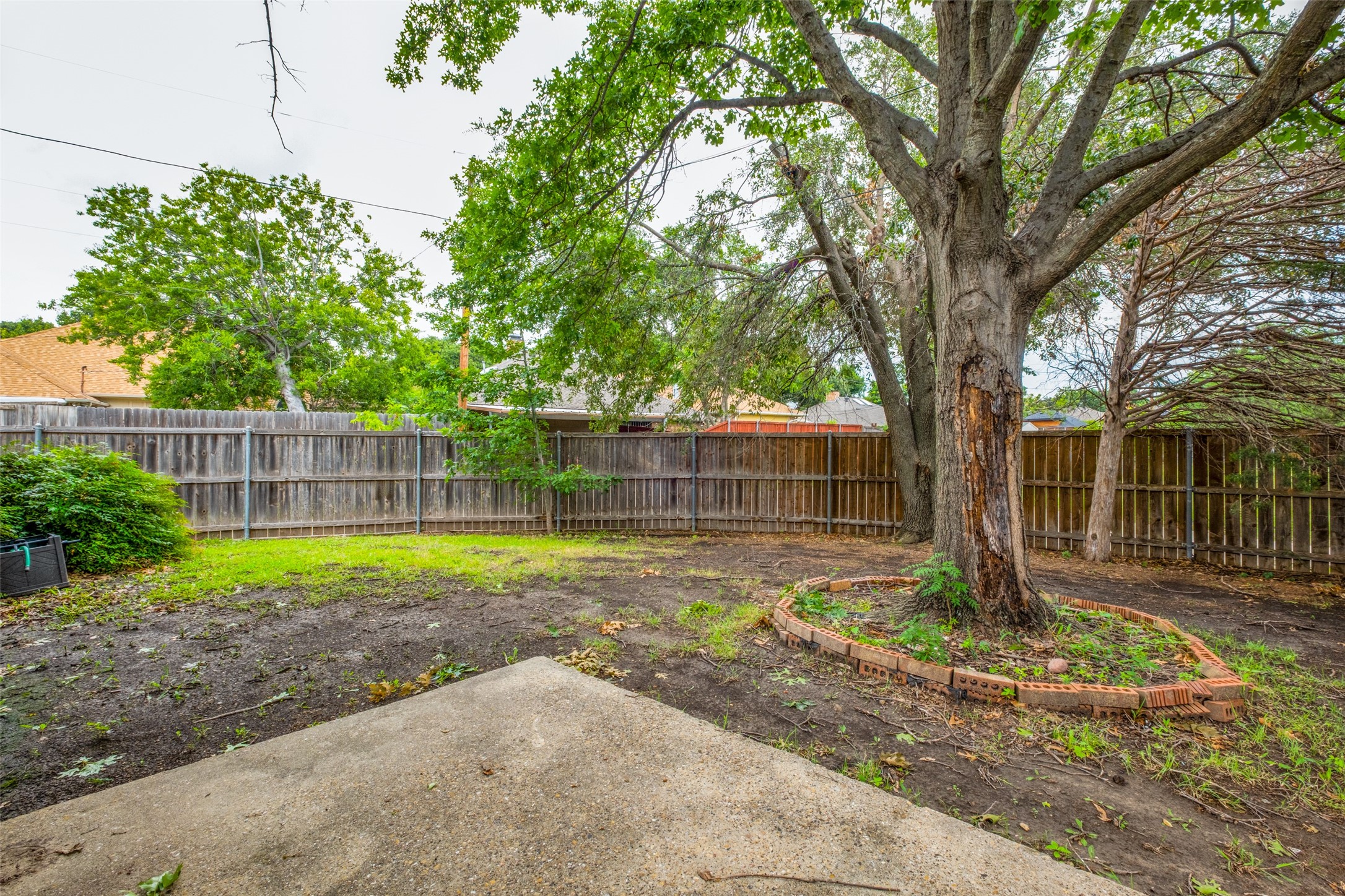4232 Osborn Road Dallas TX 75227