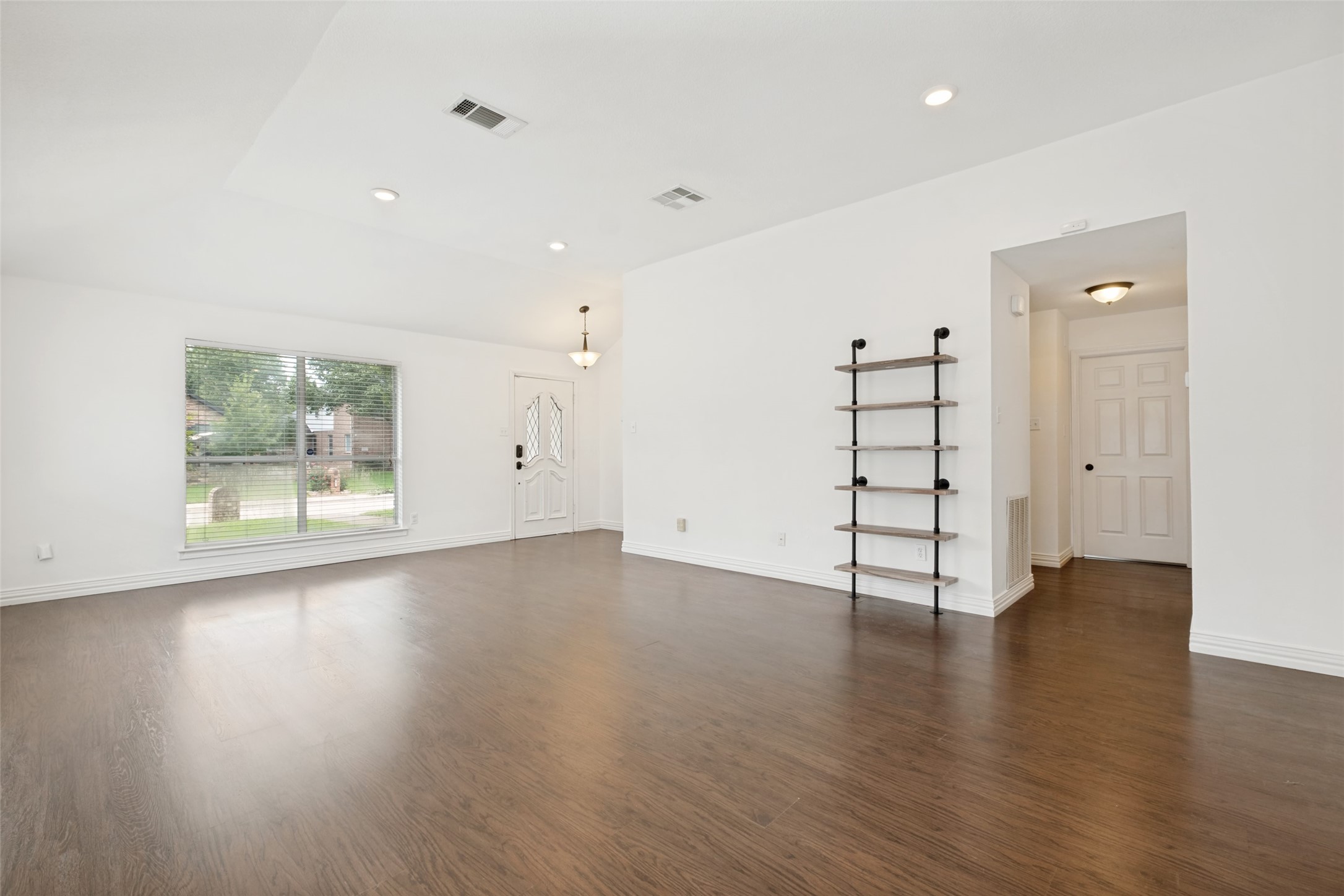 4232 Osborn Road Dallas TX 75227