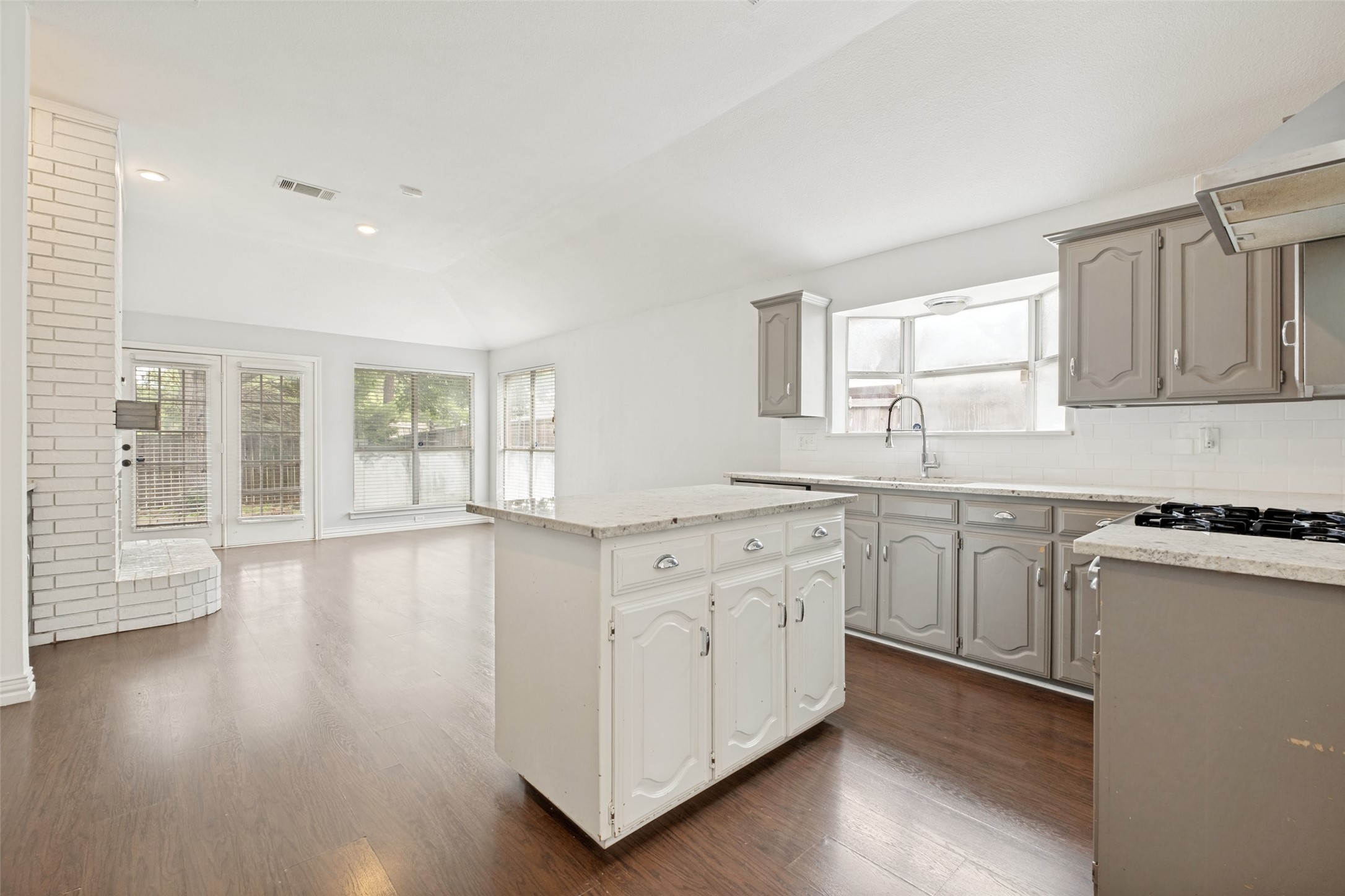 4232 Osborn Road Dallas TX 75227