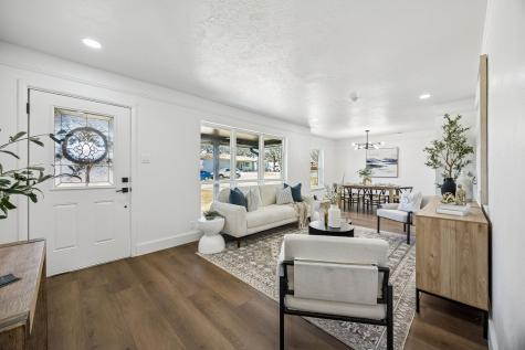 808 Lee Drive Bedford TX 76022