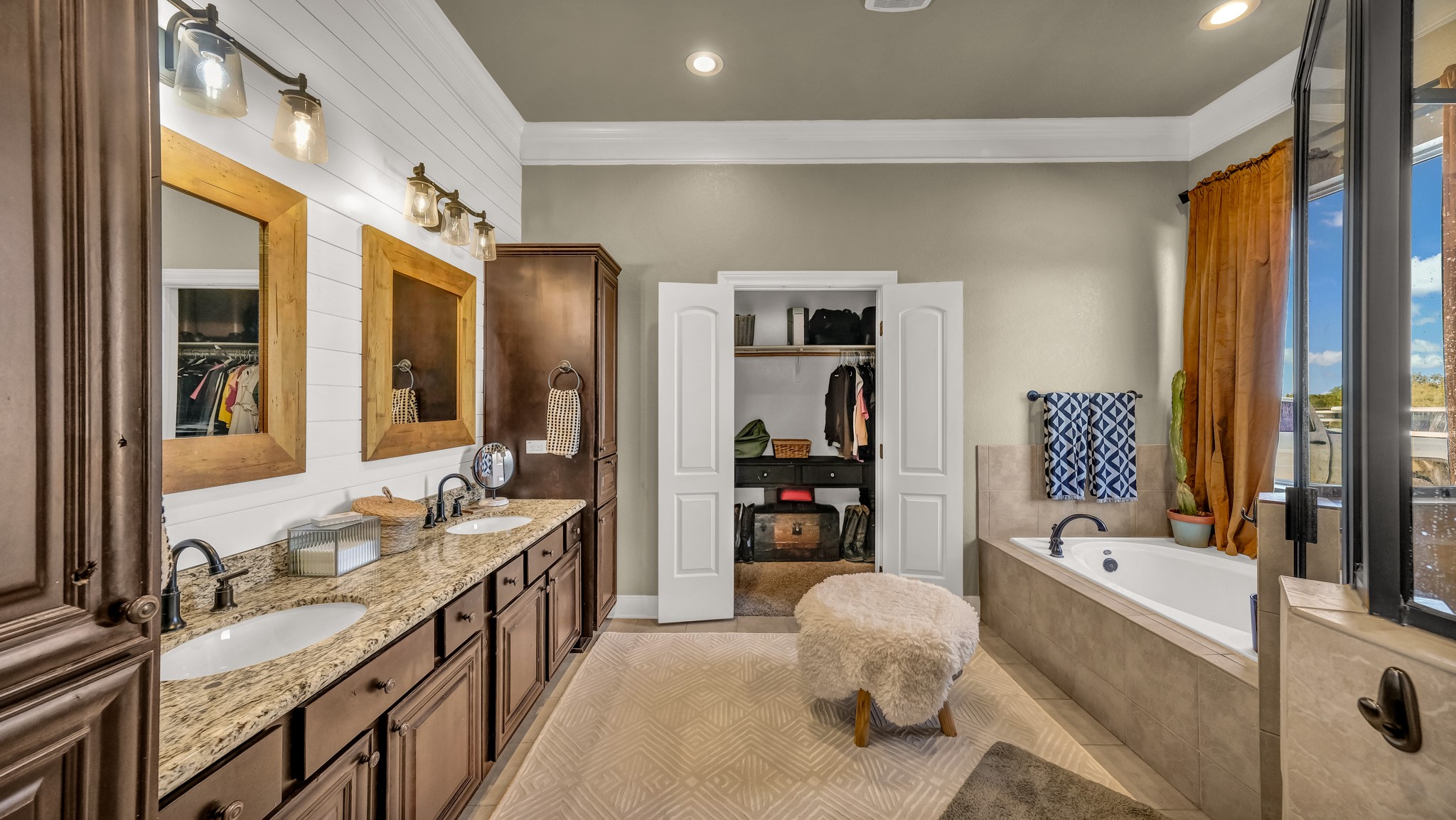 1600 Logans Run Road Perrin TX 76486