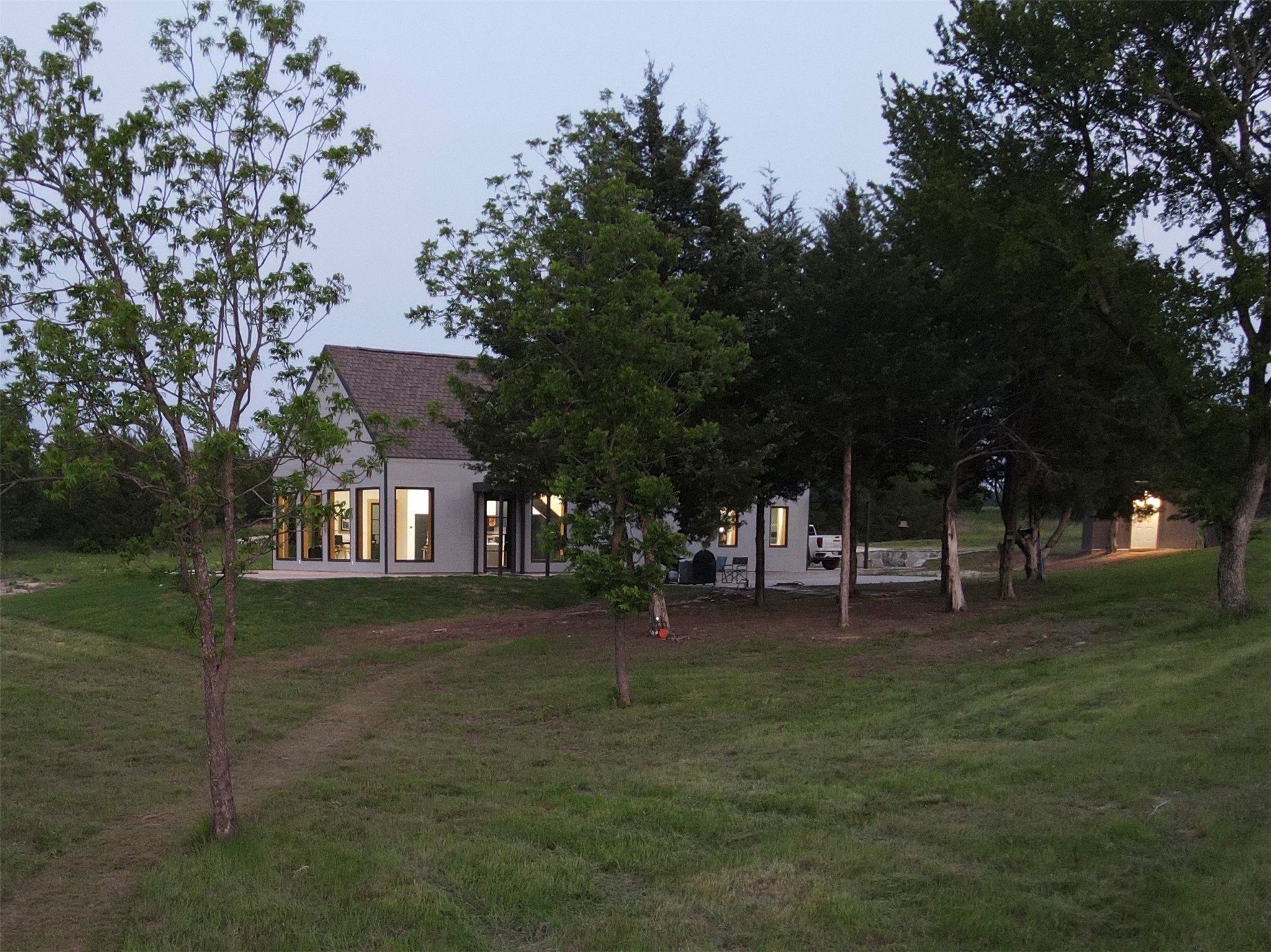 511 County Road 4264 Leonard TX 75452