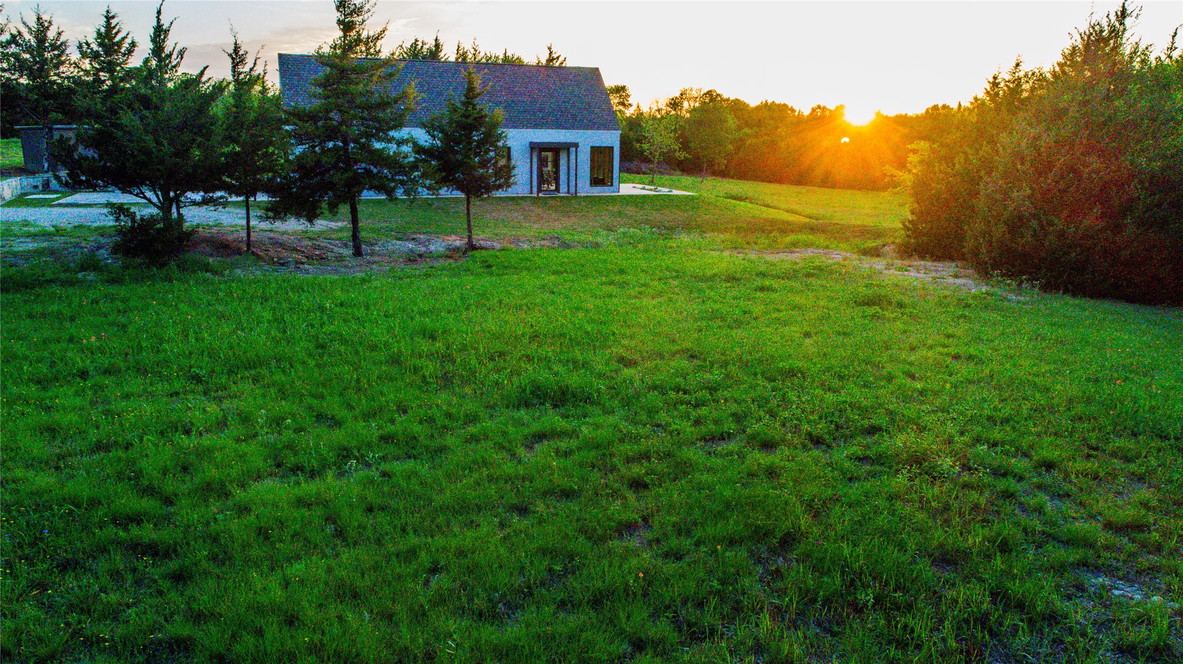 511 County Road 4264 Leonard TX 75452