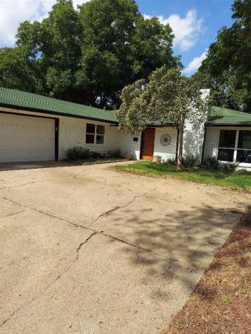 2930 Lawrence Street Irving TX 75061