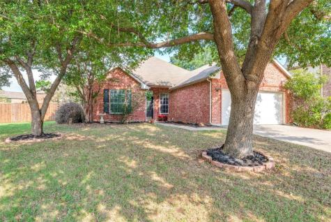 1808 Crest Hollow Circle Lewisville TX 75067