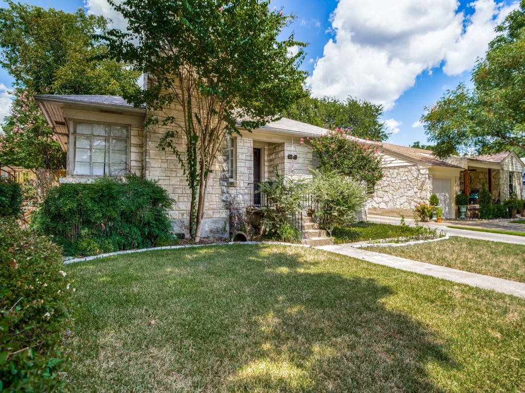 2631 Ivandell Avenue Dallas TX 75211
