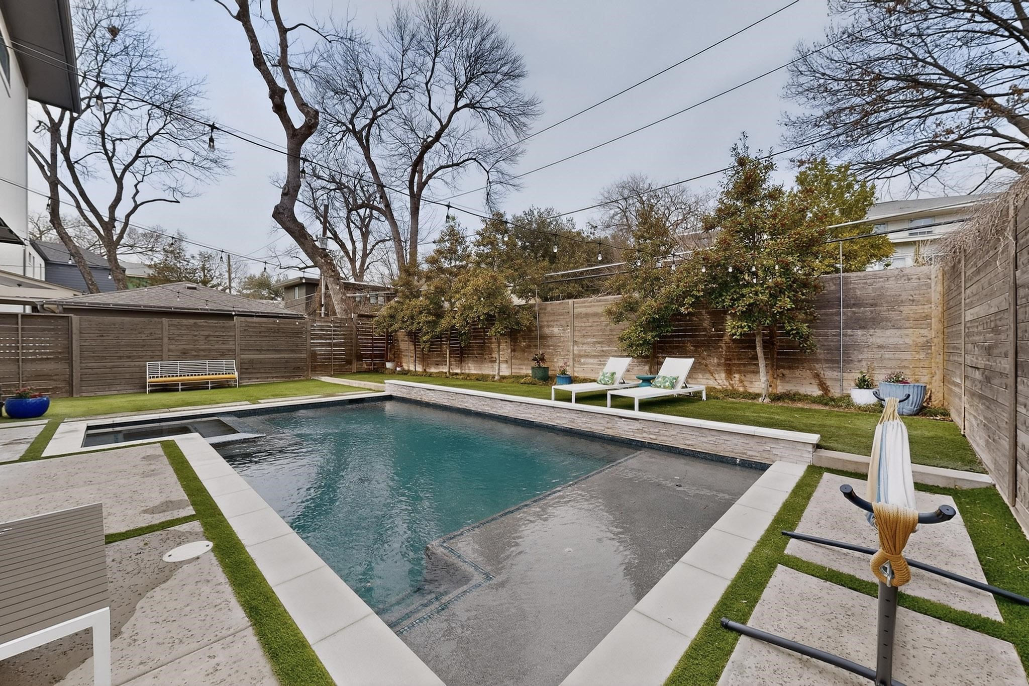 6915 Pasadena Avenue Dallas TX 75214