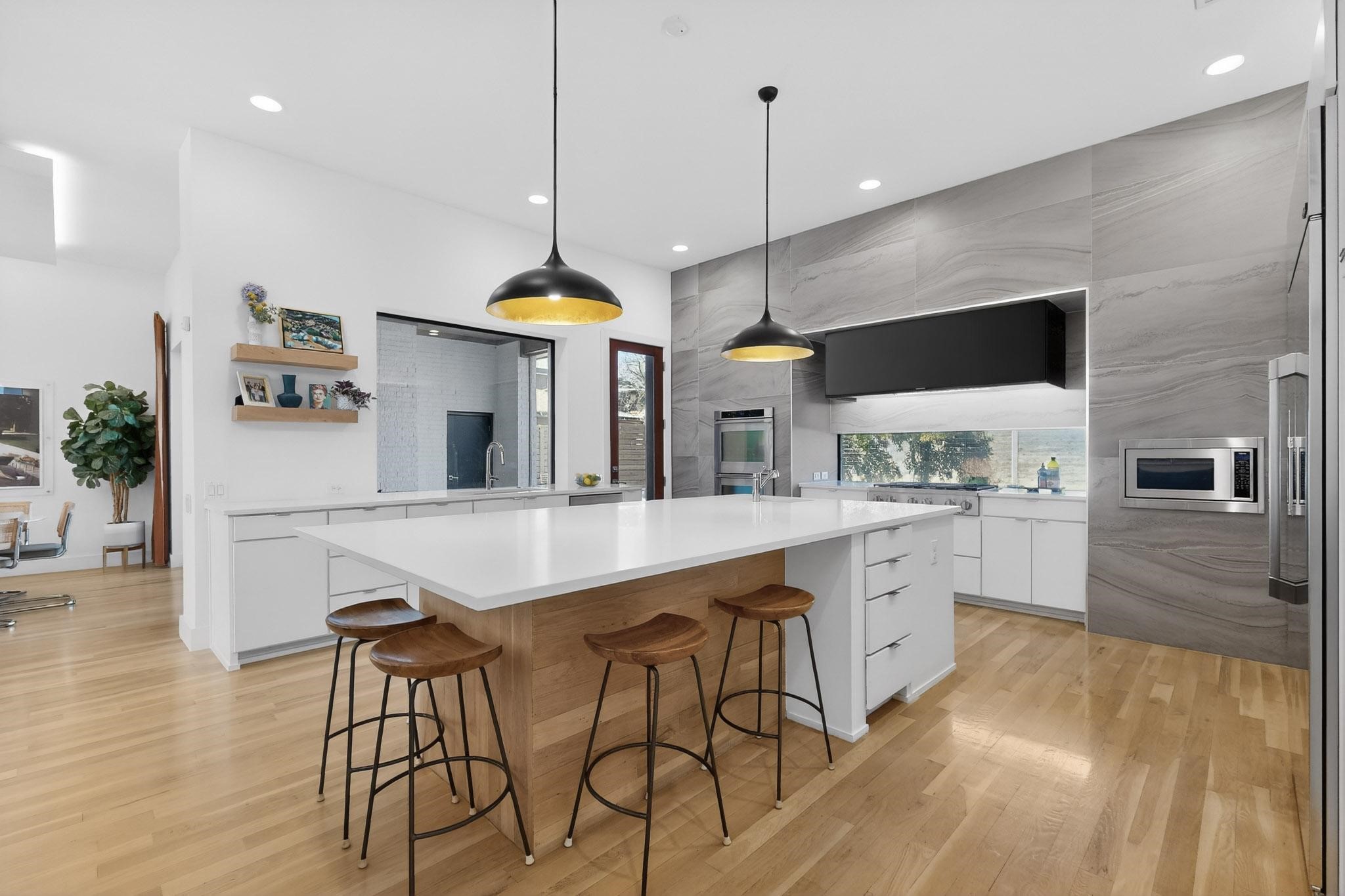 6915 Pasadena Avenue Dallas TX 75214