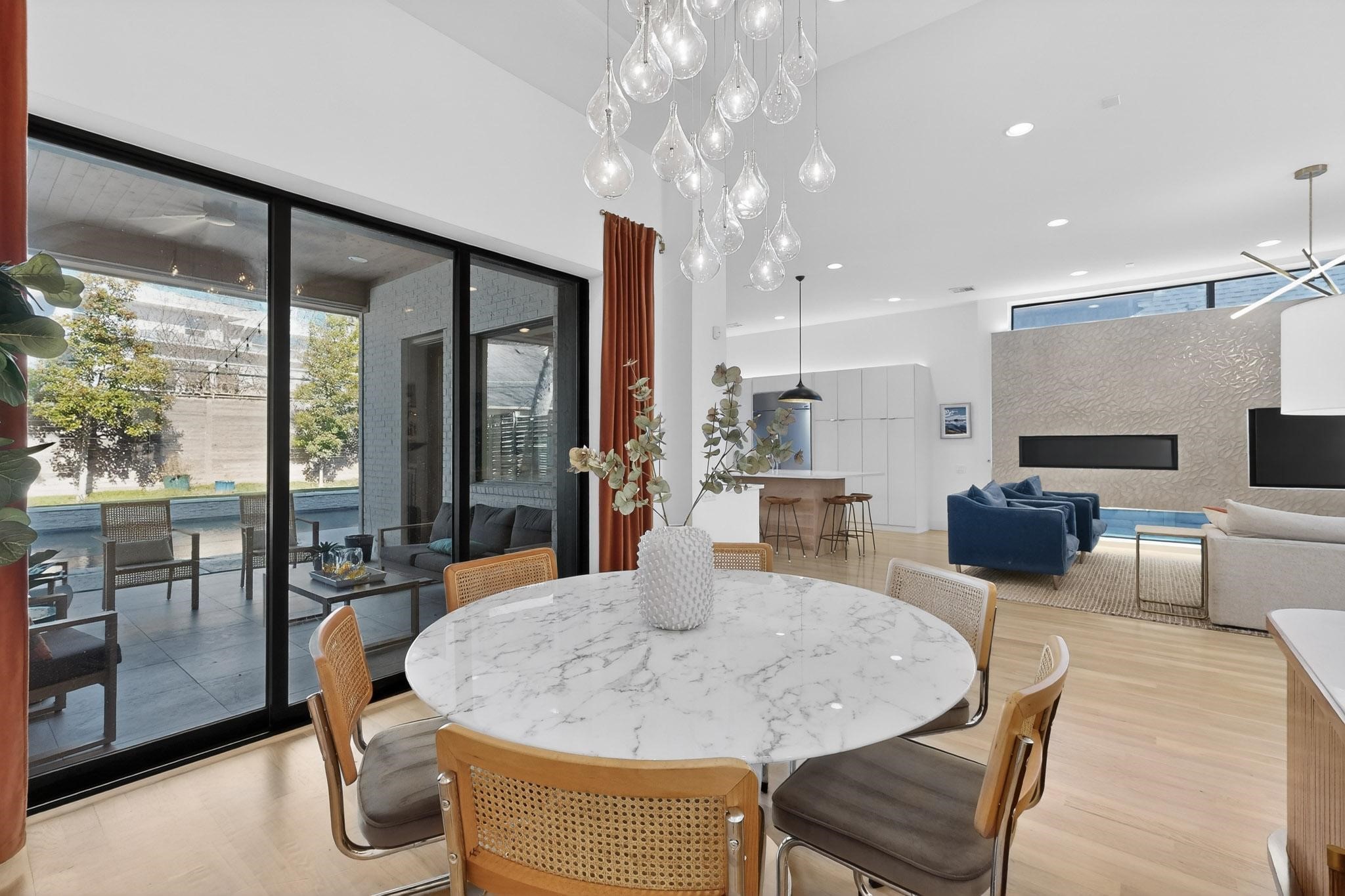 6915 Pasadena Avenue Dallas TX 75214