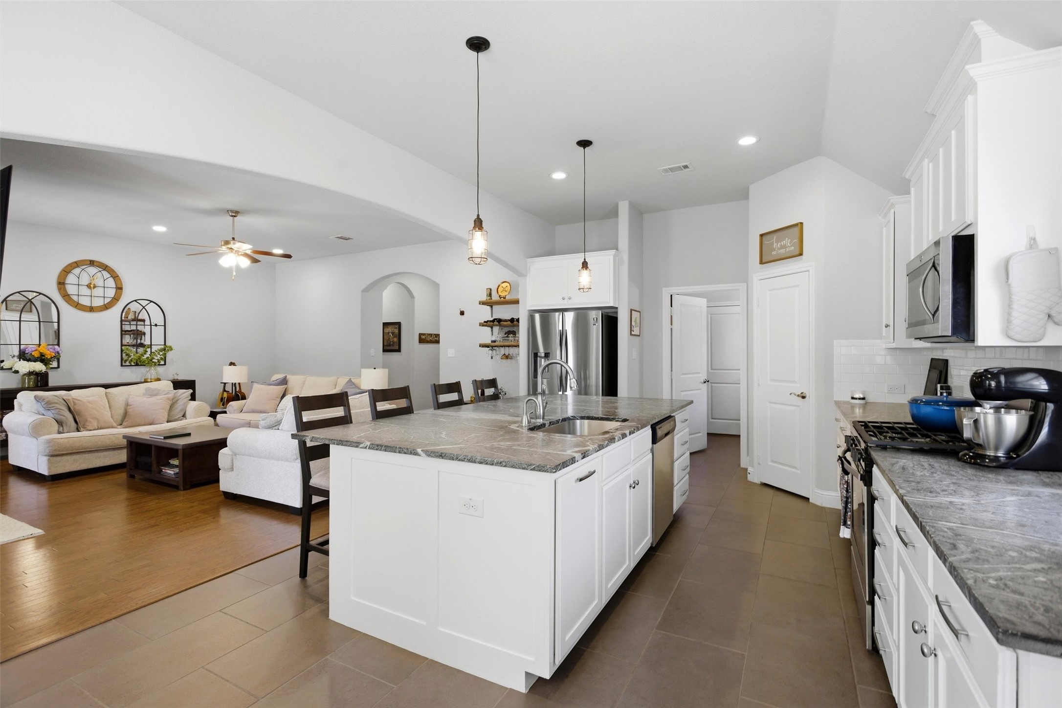 11816 Elko Lane Fort Worth TX 76108