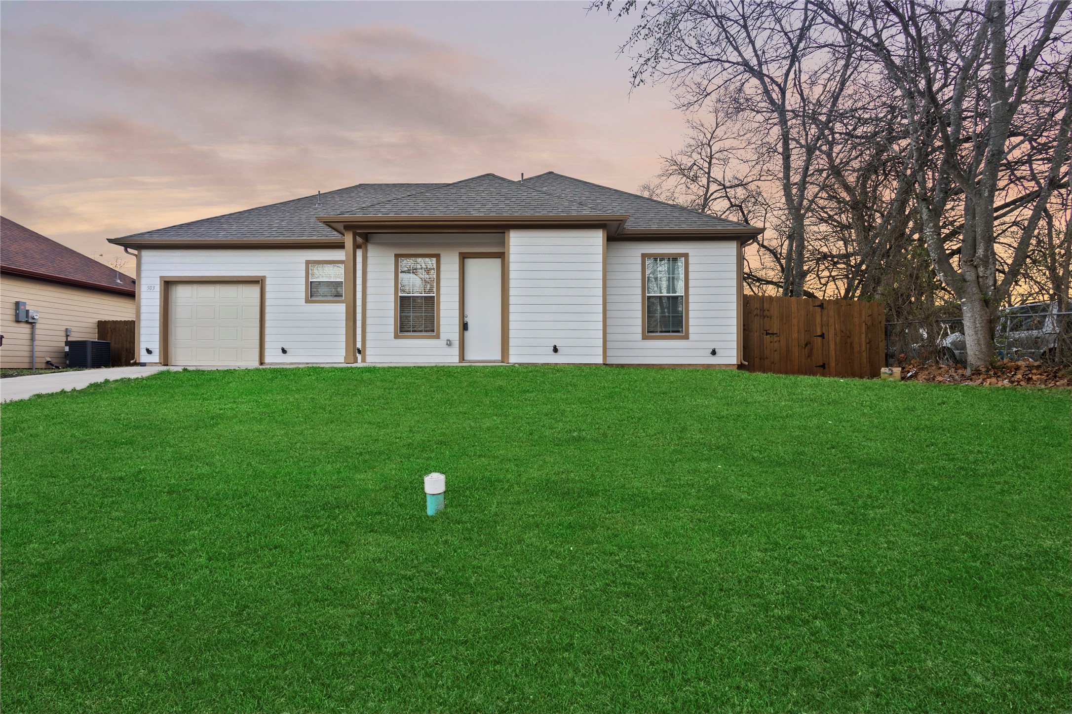 503 S 5th Street Bonham TX 75418