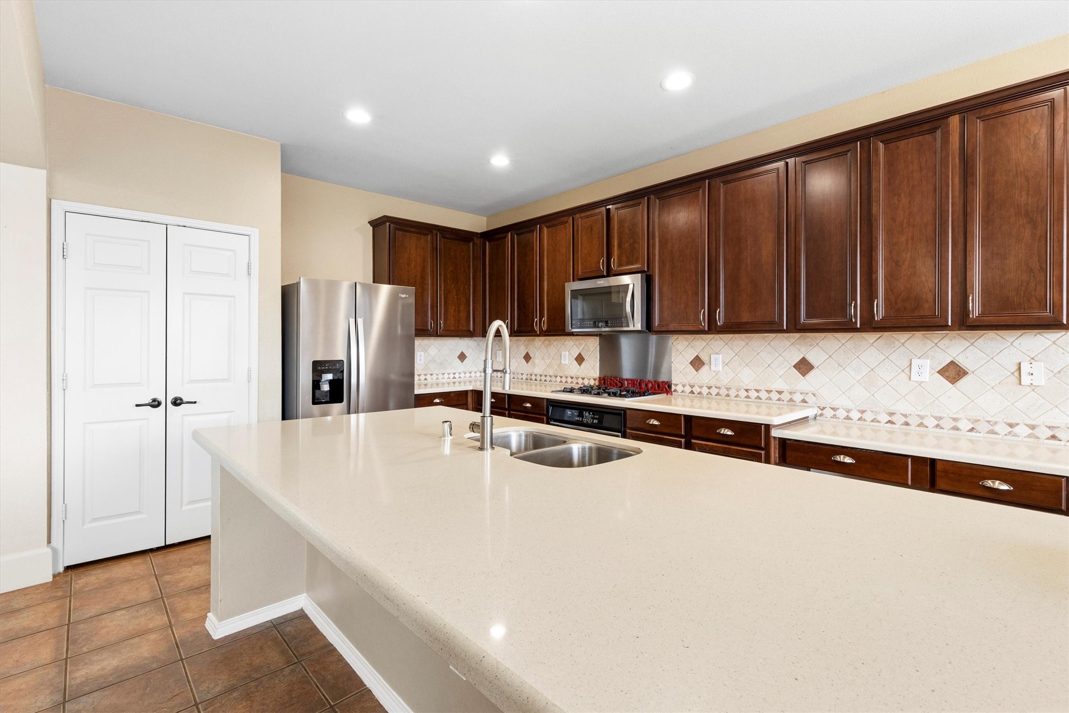 306 Dover Heights Trail Mansfield TX 76063