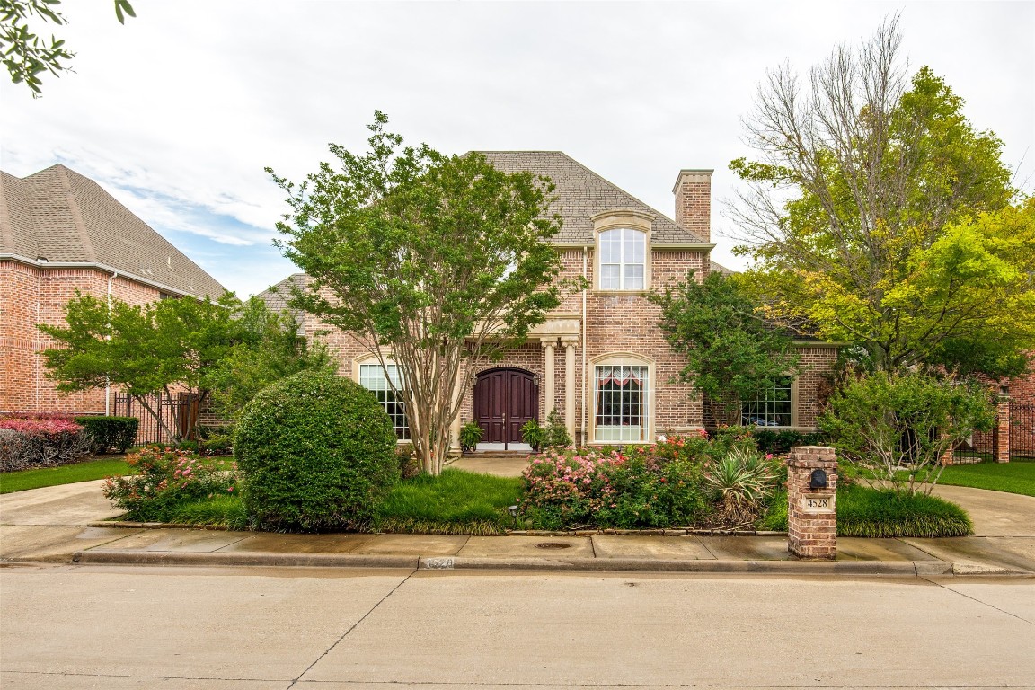 4528 Banyan Lane Dallas TX 75287