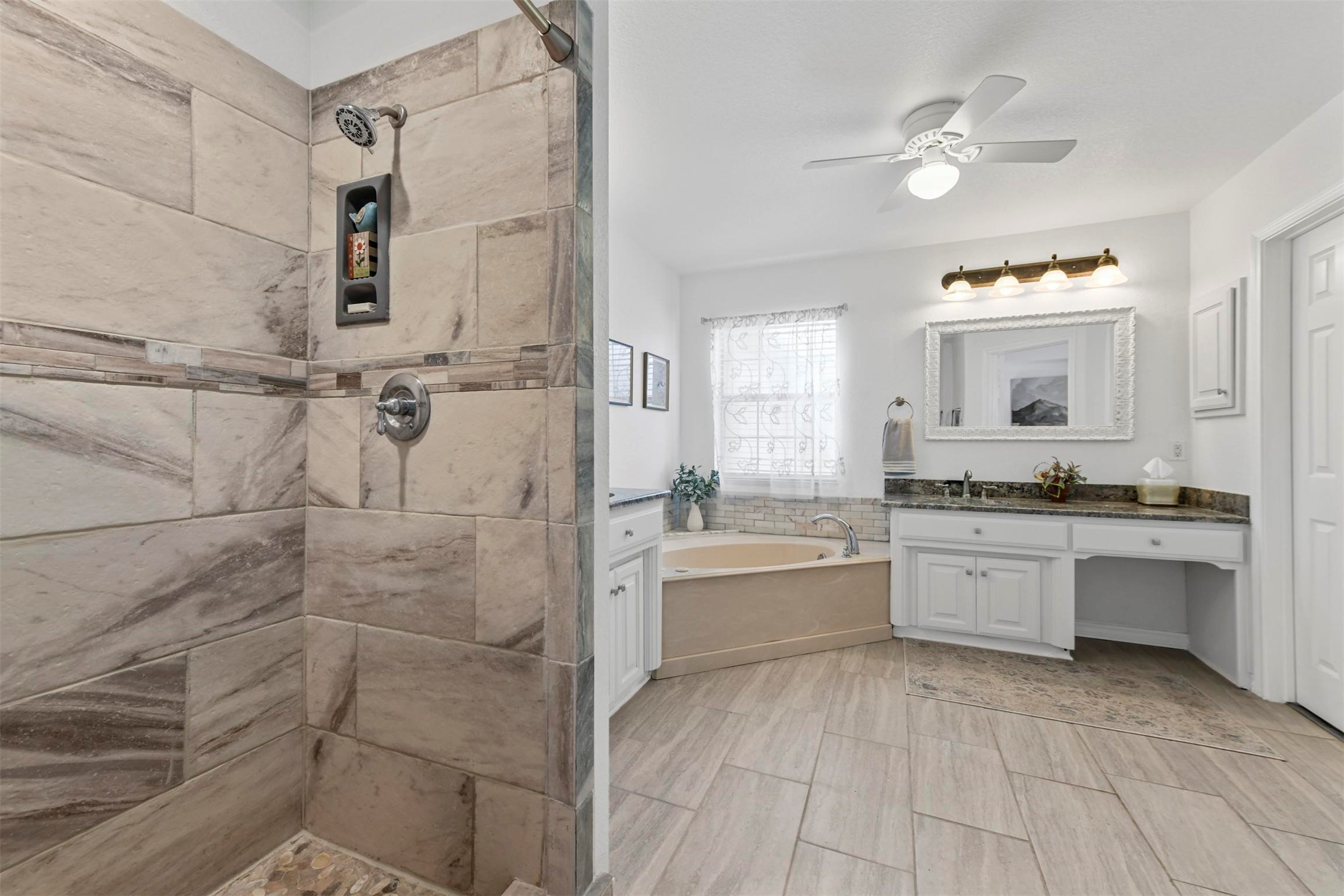 6533 Silver Oak Lane Fort Worth TX 76135
