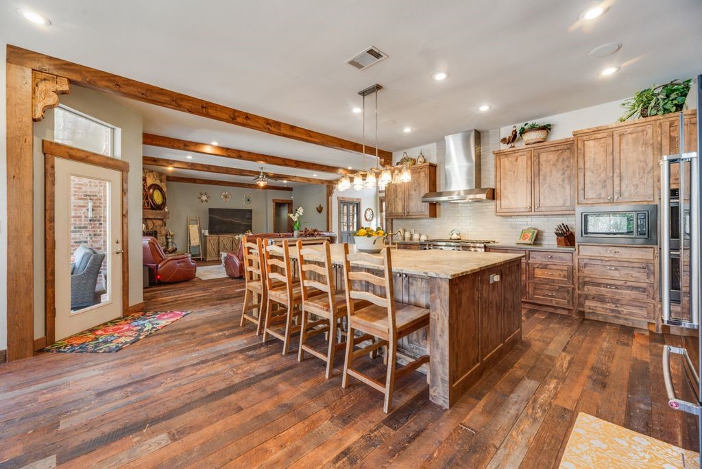 7831 Clark Court Red Oak TX 75154