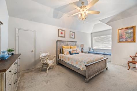 7831 Clark Court Red Oak TX 75154