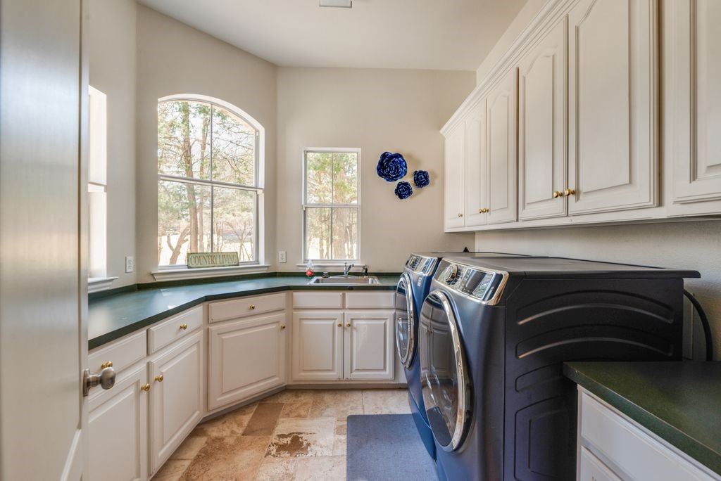 7831 Clark Court Red Oak TX 75154