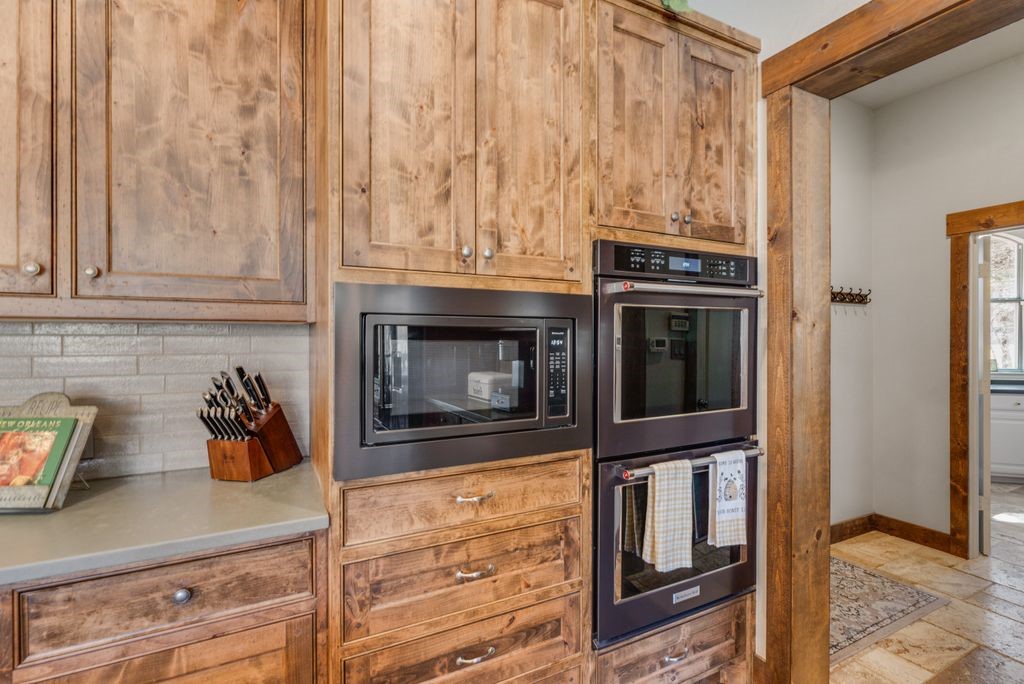 7831 Clark Court Red Oak TX 75154